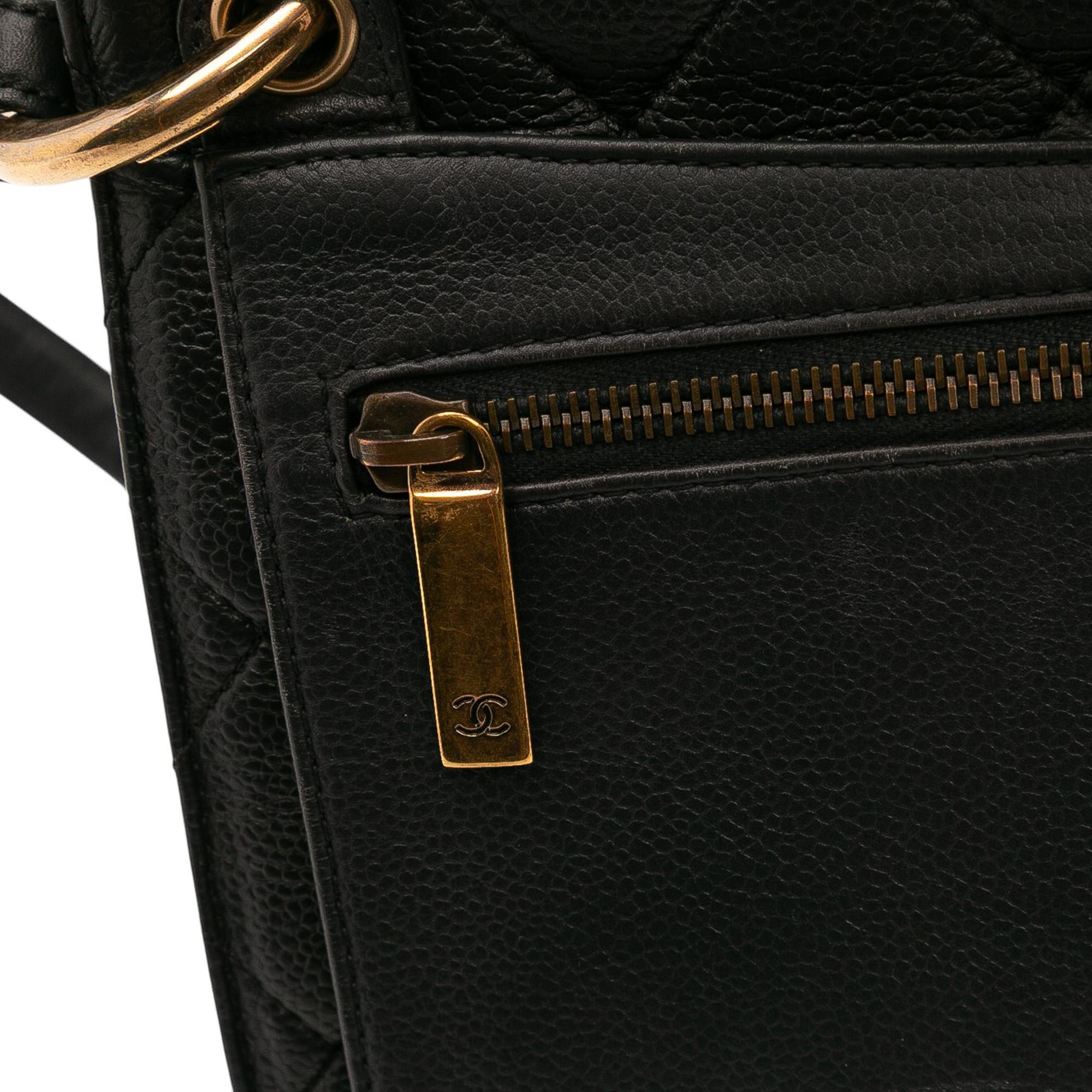 Chanel Jumbo CC Quilted Caviar Chunky Chain Flap