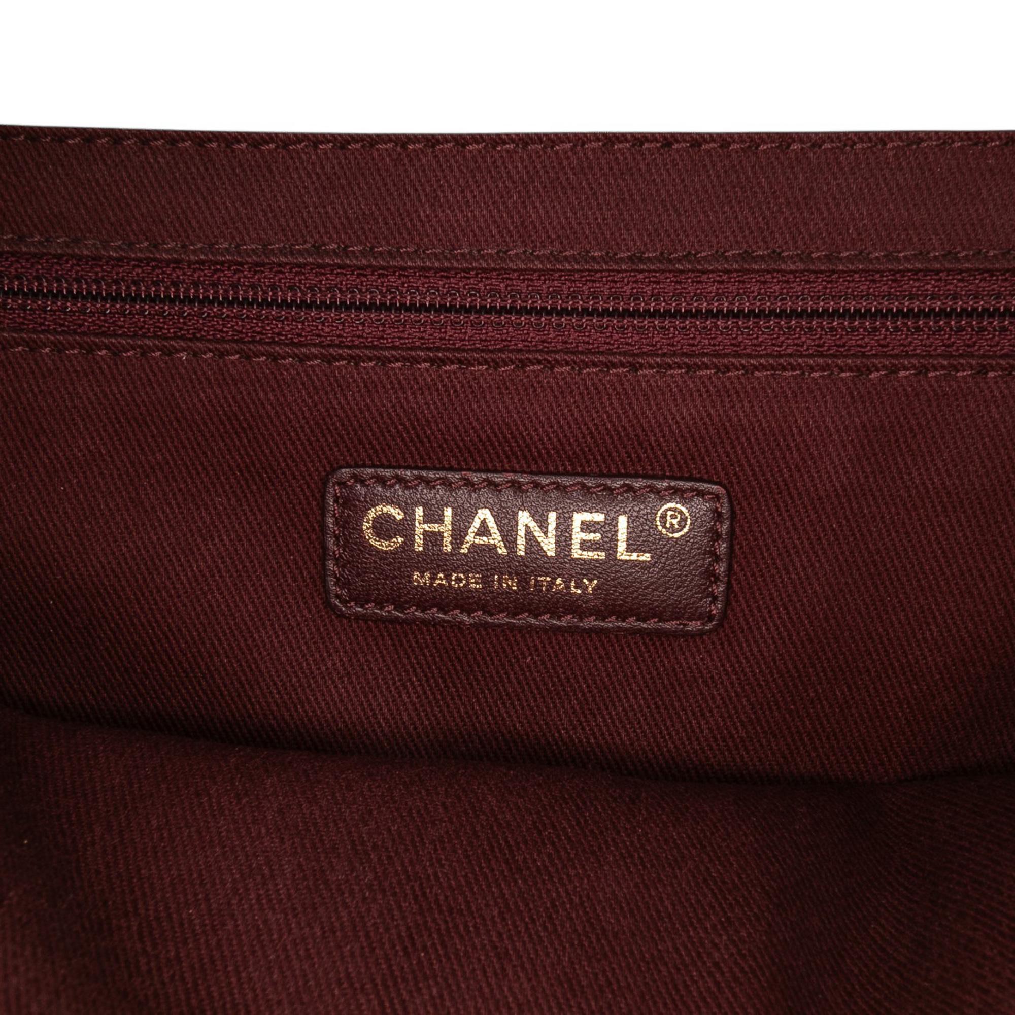 Chanel Jumbo CC Quilted Caviar Chunky Chain Flap