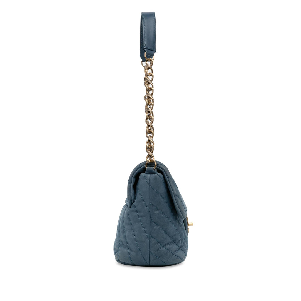Chanel Jumbo Chevron Iridescent Surpique Flap (SHG-w8I8Ii)