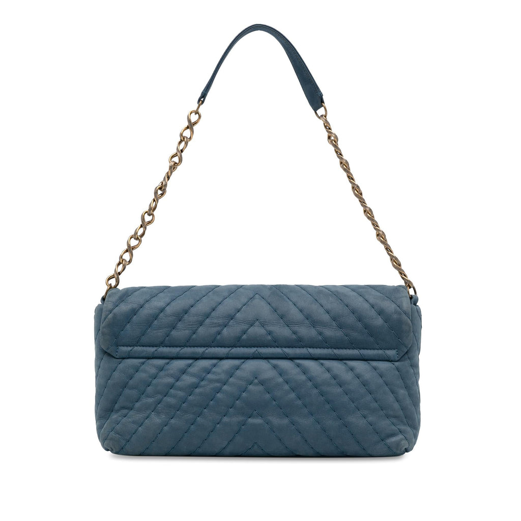 Chanel Jumbo Chevron Iridescent Surpique Flap (SHG-w8I8Ii)
