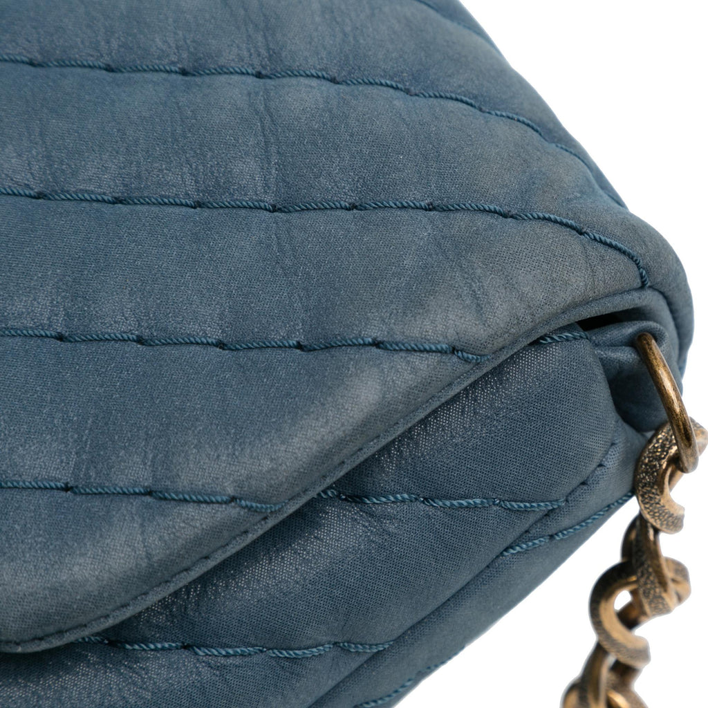 Chanel Jumbo Chevron Iridescent Surpique Flap (SHG-w8I8Ii)