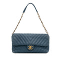 Chanel Jumbo Chevron Iridescent Surpique Flap (SHG-w8I8Ii)