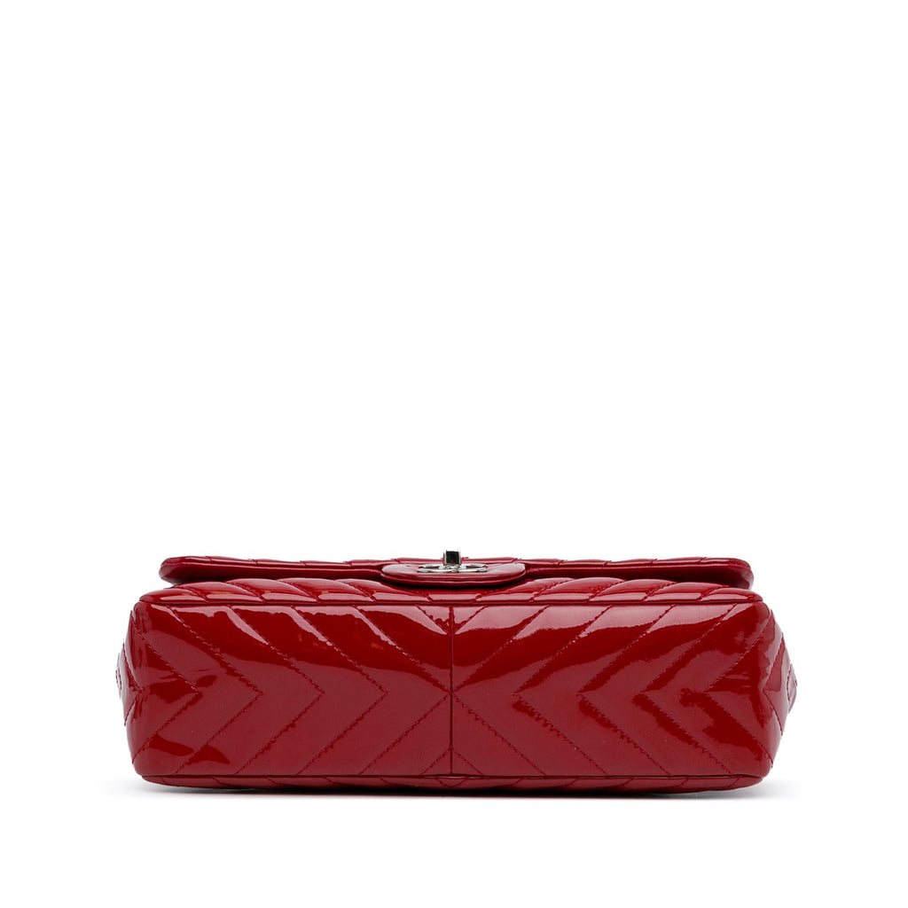 Chanel Jumbo Chevron Patent Single Flap (SHG-q2Z09k)
