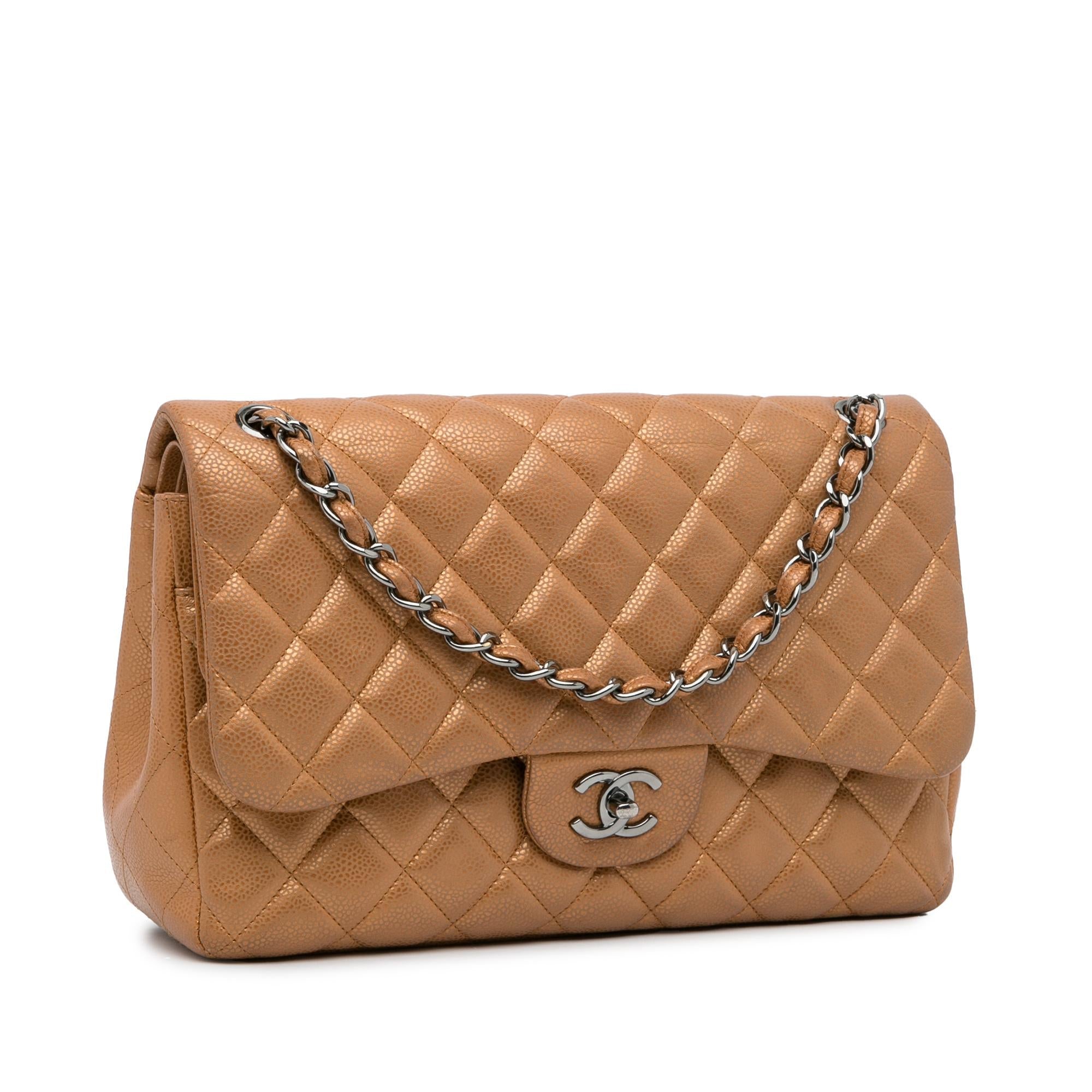 Chanel Jumbo Classic Caviar Double Flap Bag (SHG-YmUP1q)