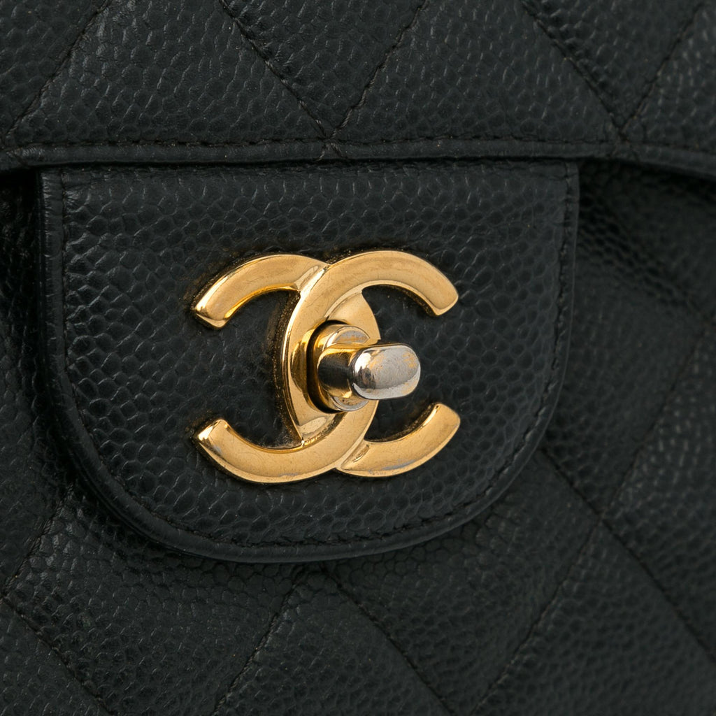 Chanel Jumbo Classic Caviar Double Flap (SHG-KP2qbj)