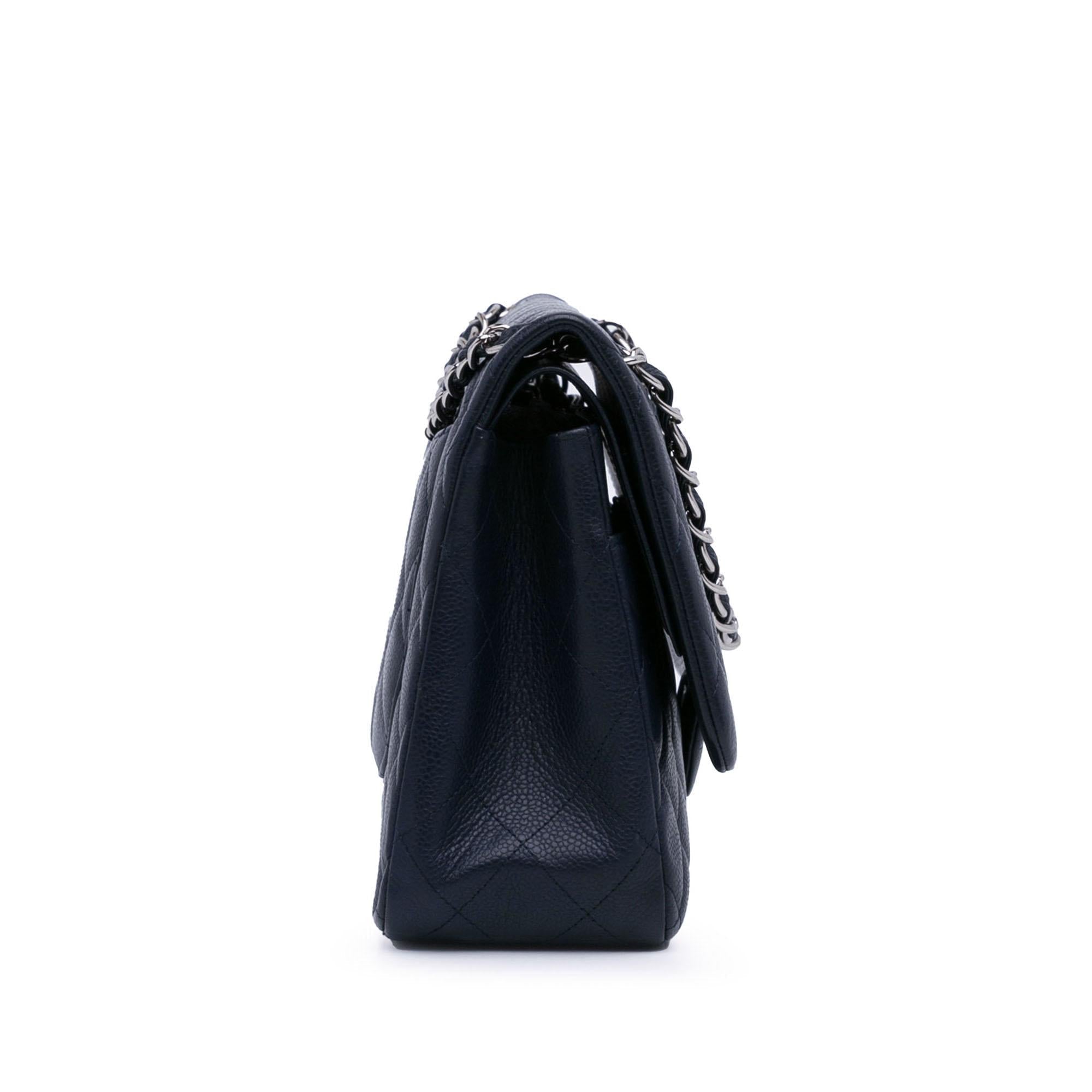 Chanel Jumbo Classic Caviar Double Flap (SHG-hrCED5)