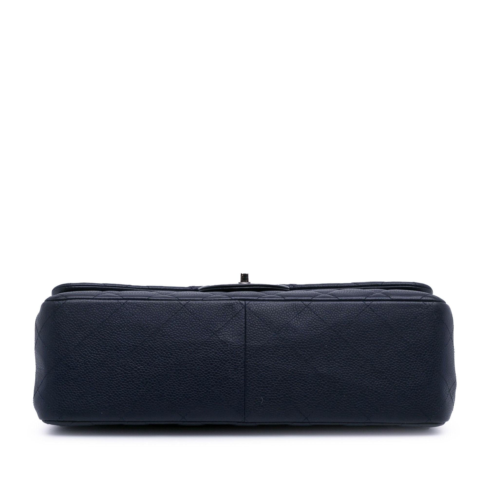 Chanel Jumbo Classic Caviar Double Flap (SHG-hrCED5)