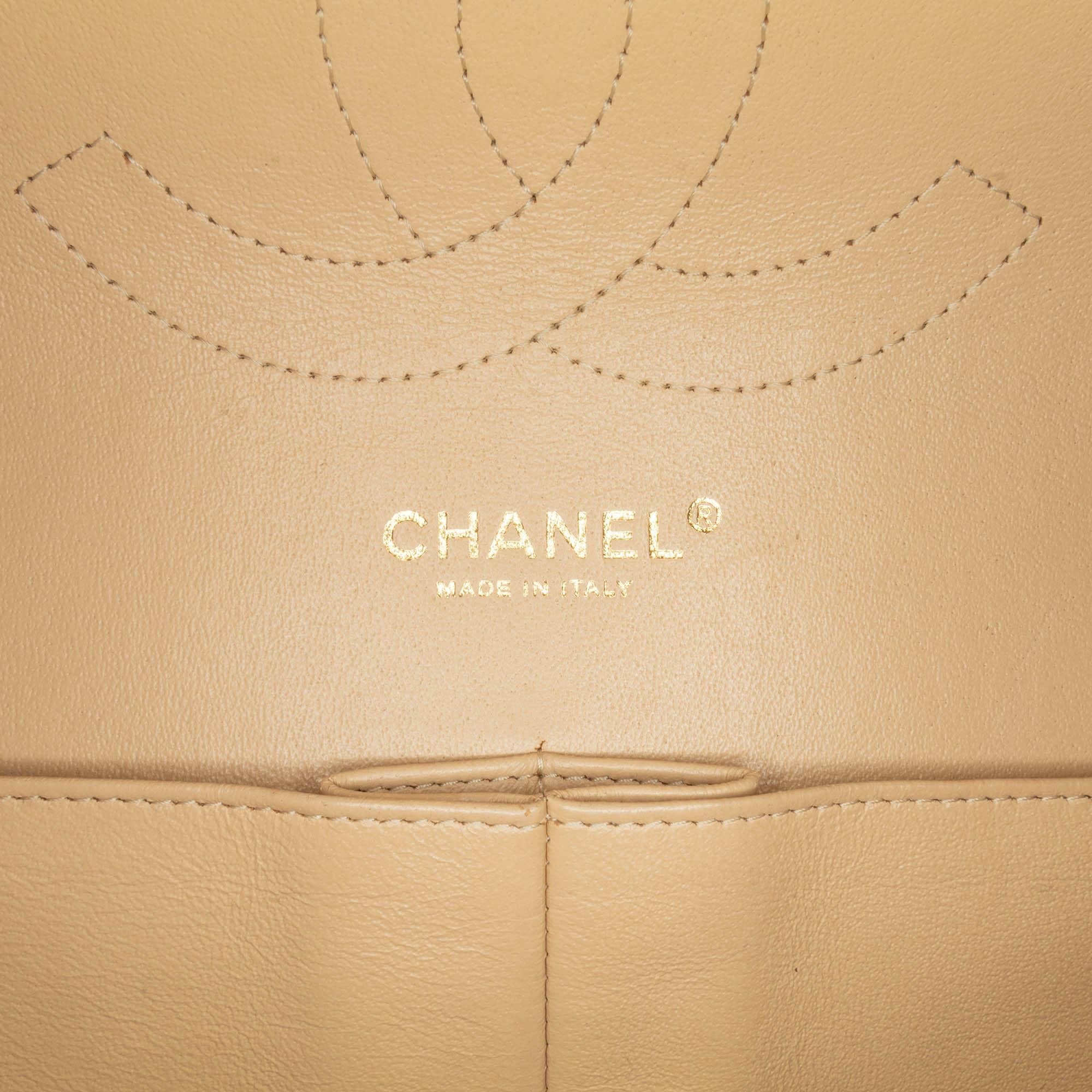 Chanel Jumbo Classic Caviar Double Flap (SHG-VsT6Cu)