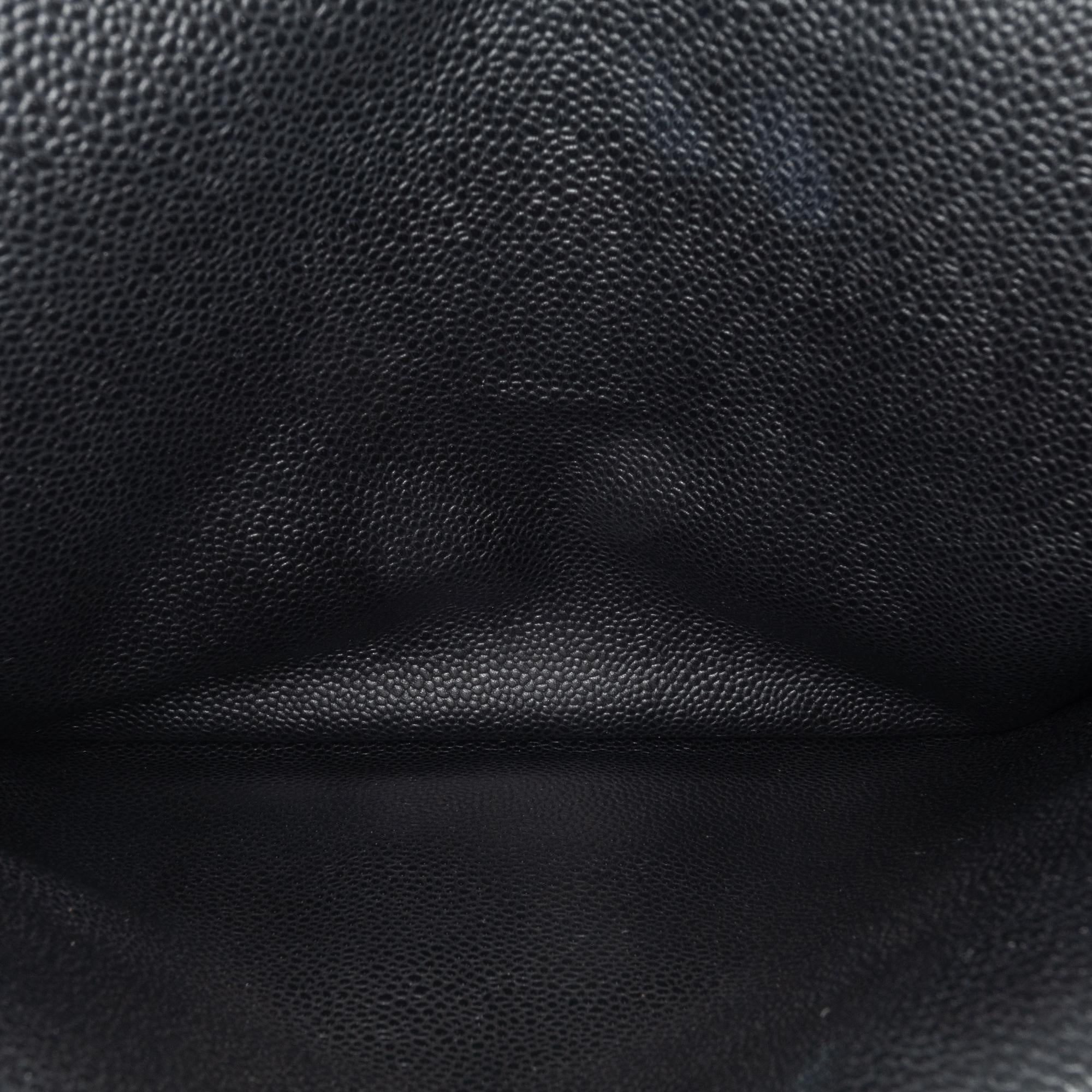 Chanel Jumbo Classic Caviar Double Flap (SHG-DrtEqA)