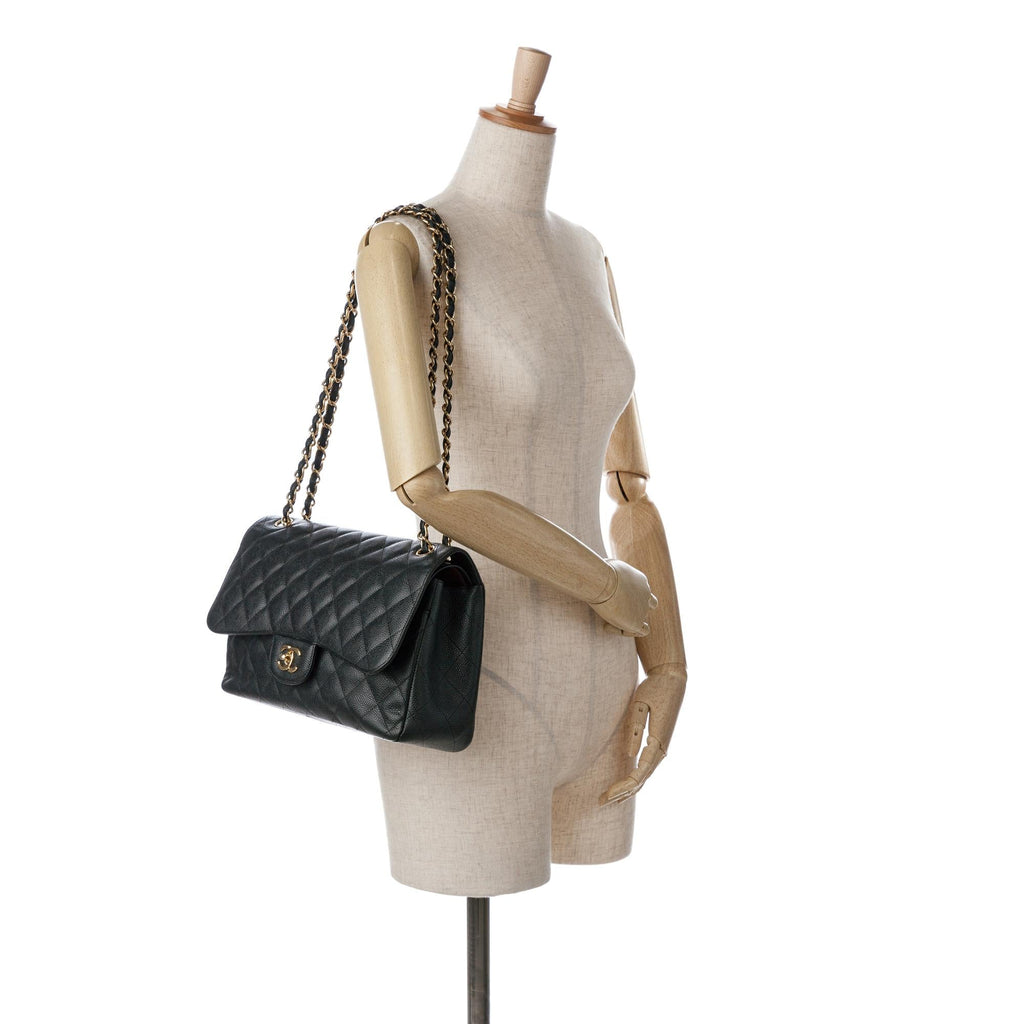 Chanel Jumbo Classic Caviar Double Flap (SHG-DrtEqA)