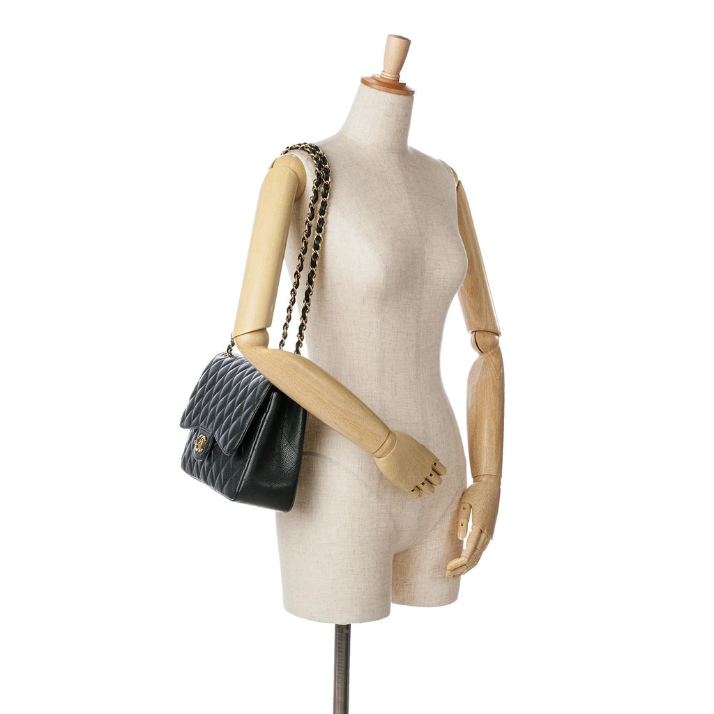 Chanel Jumbo Classic Caviar Double Flap (SHG-uGolu5)