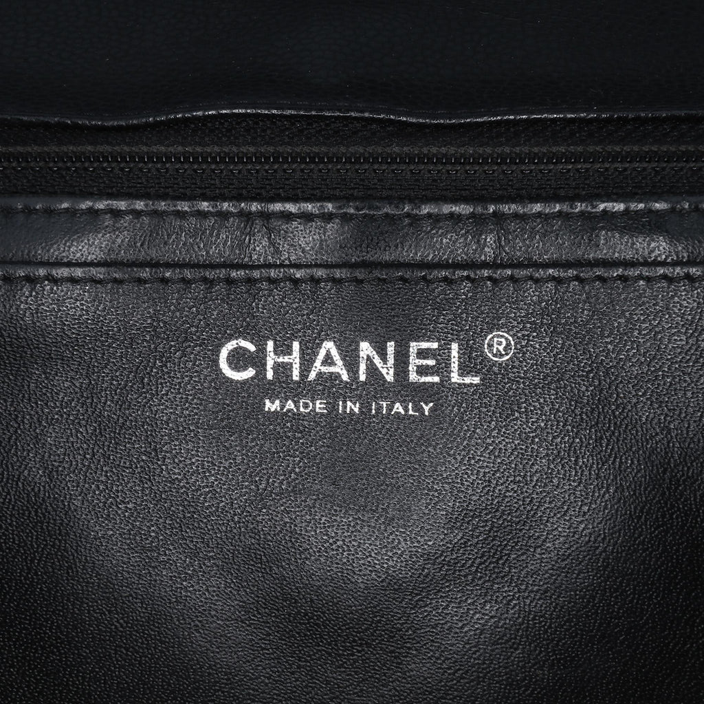 Chanel Jumbo Classic Caviar Single Flap