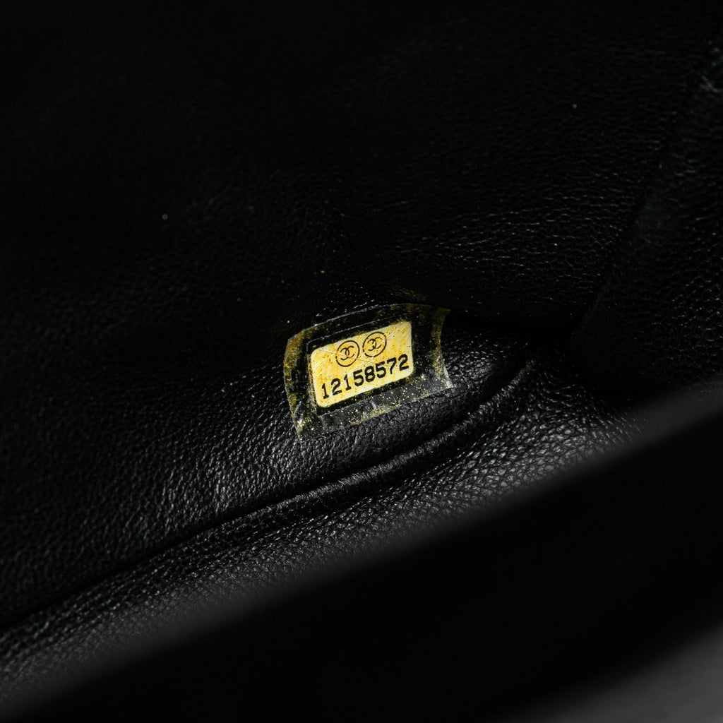 Chanel Jumbo Classic Caviar Single Flap
