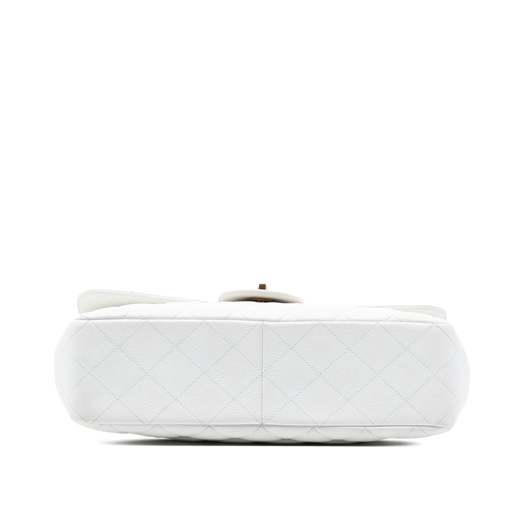 Chanel Jumbo Classic Caviar Single Flap