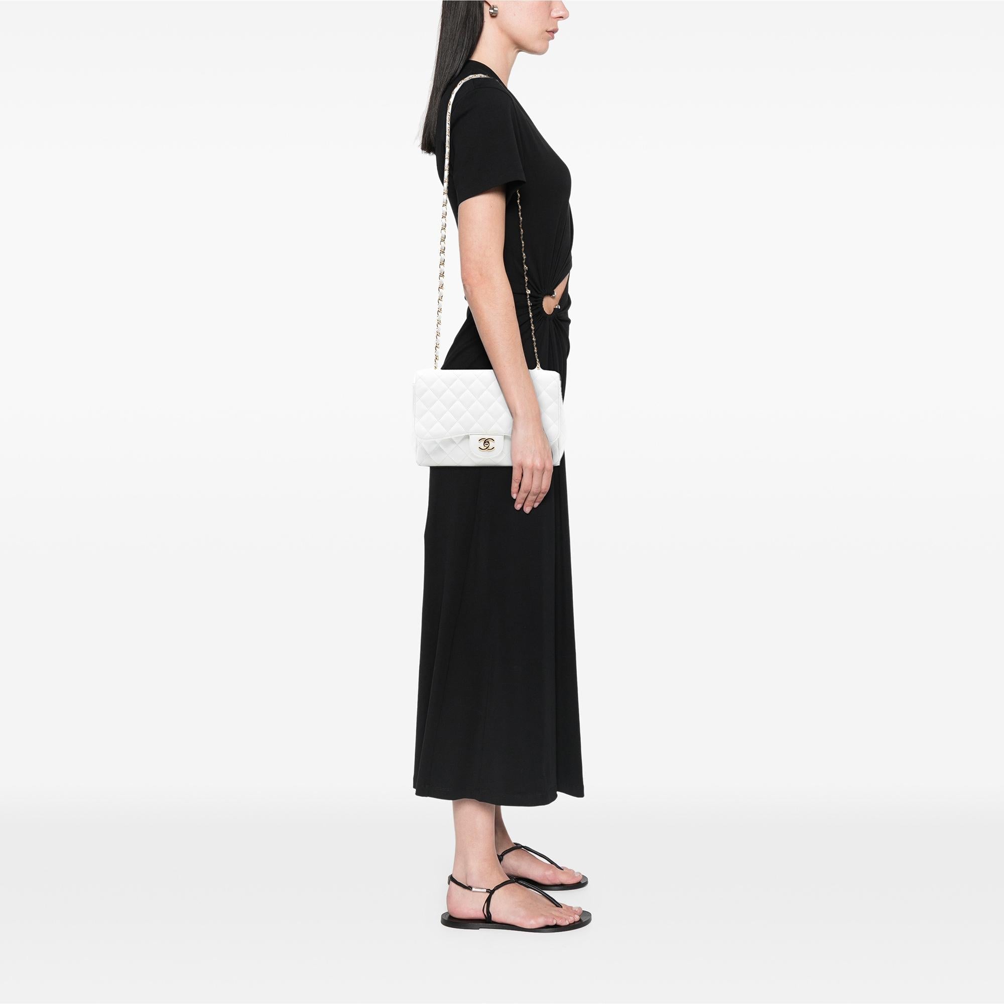 Chanel Jumbo Classic Caviar Single Flap