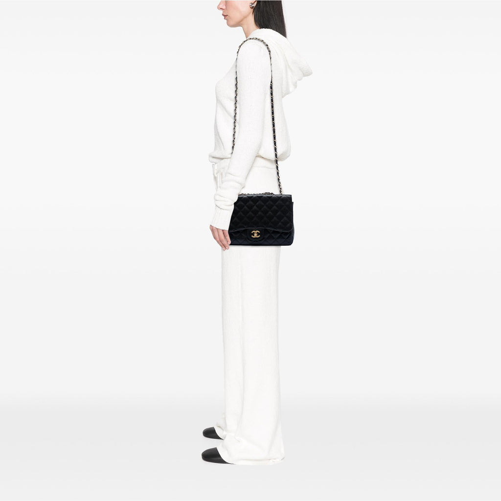 Chanel Jumbo Classic Caviar Single Flap