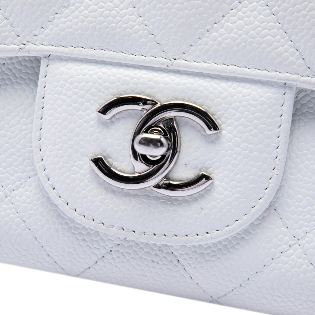 Chanel Jumbo Classic Caviar Single Flap