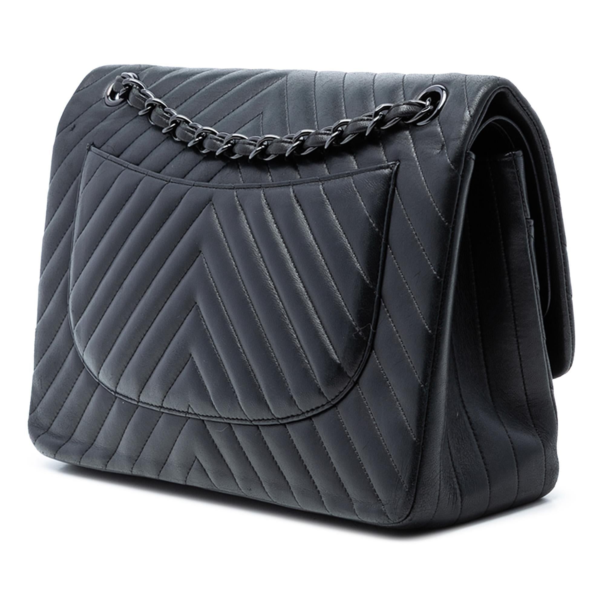 Chanel Jumbo Classic Chevron Lambskin So Black Double Flap