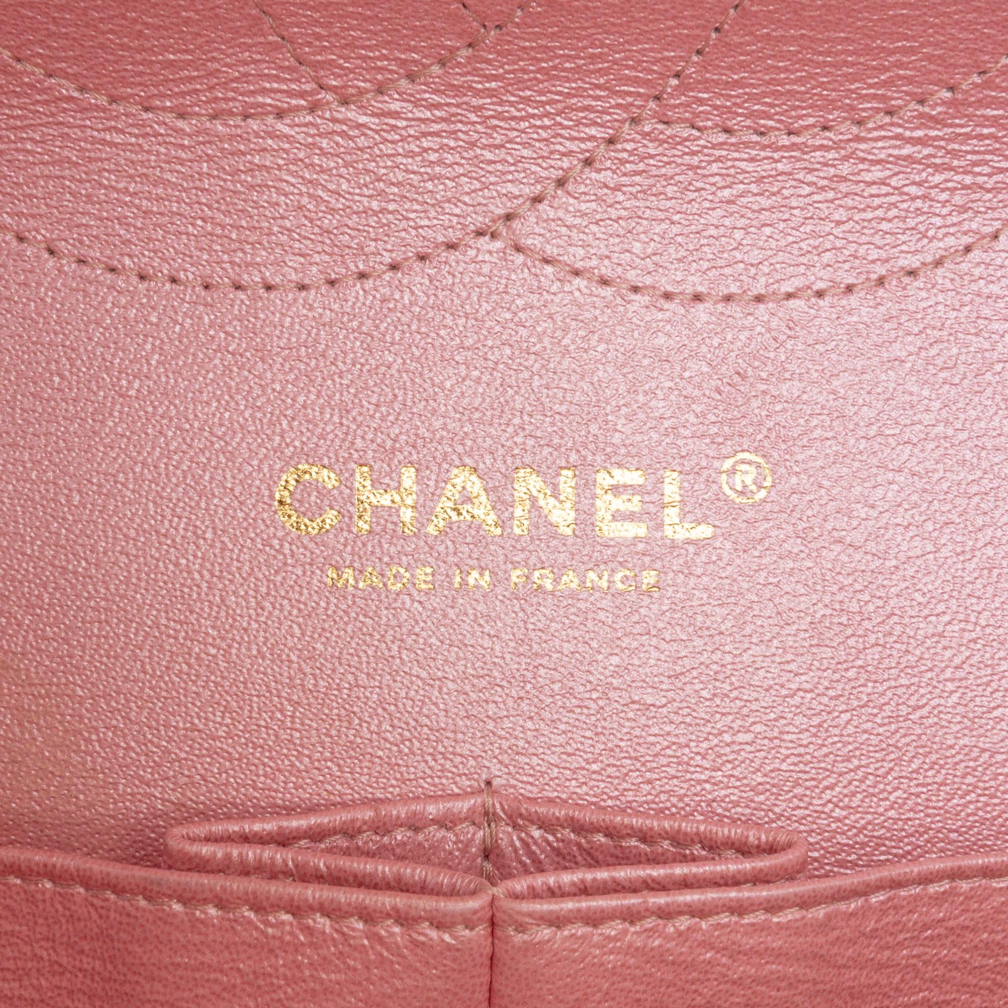 Chanel Jumbo Classic Iridescent Caviar Double Flap