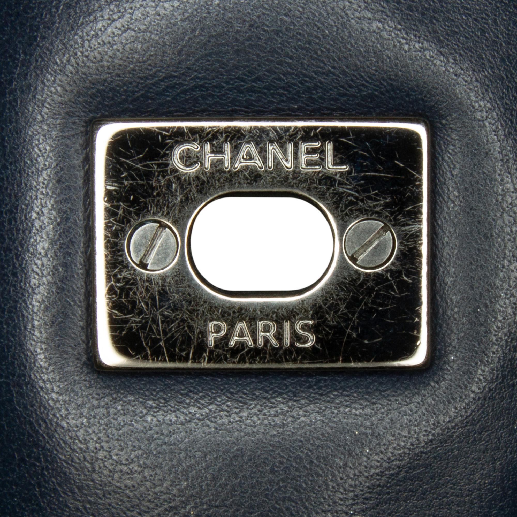 Chanel Jumbo Classic Lambskin Double Flap (SHG-LJjFs9)