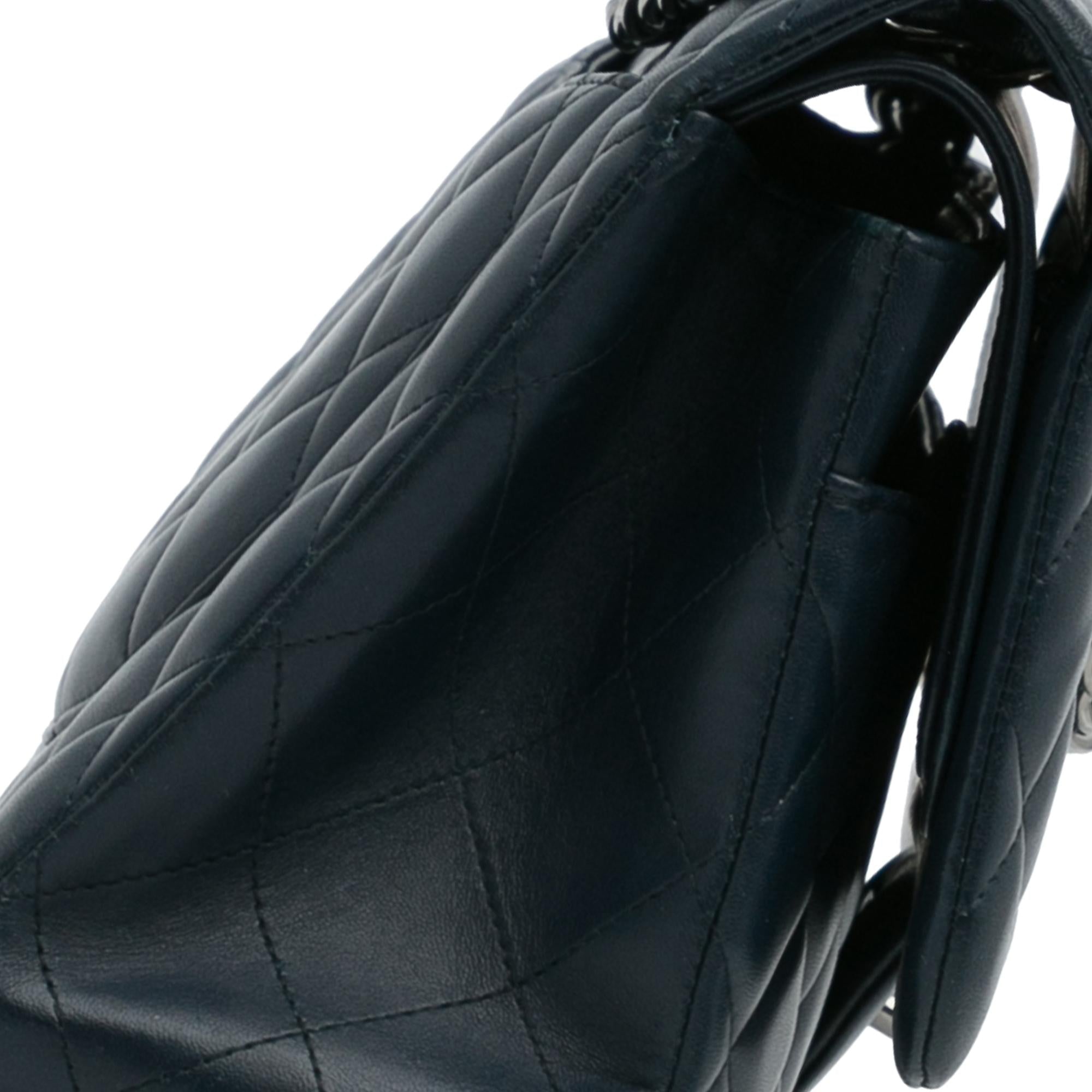Chanel Jumbo Classic Lambskin Double Flap (SHG-LJjFs9)