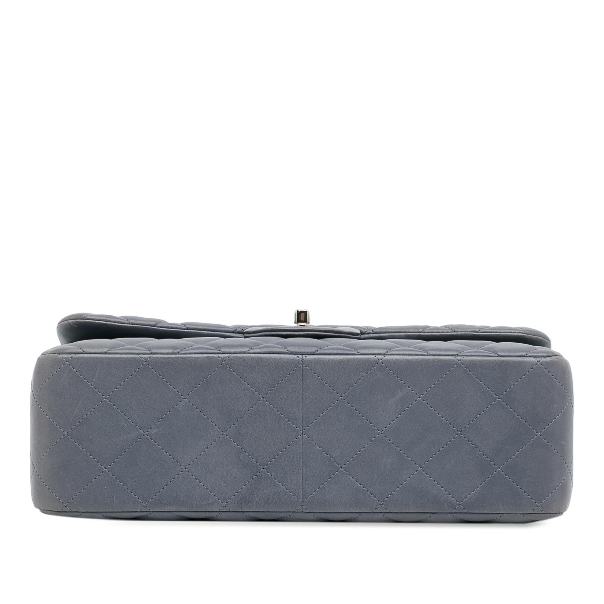 Chanel Jumbo Classic Lambskin Double Flap (SHG-YF7bft)