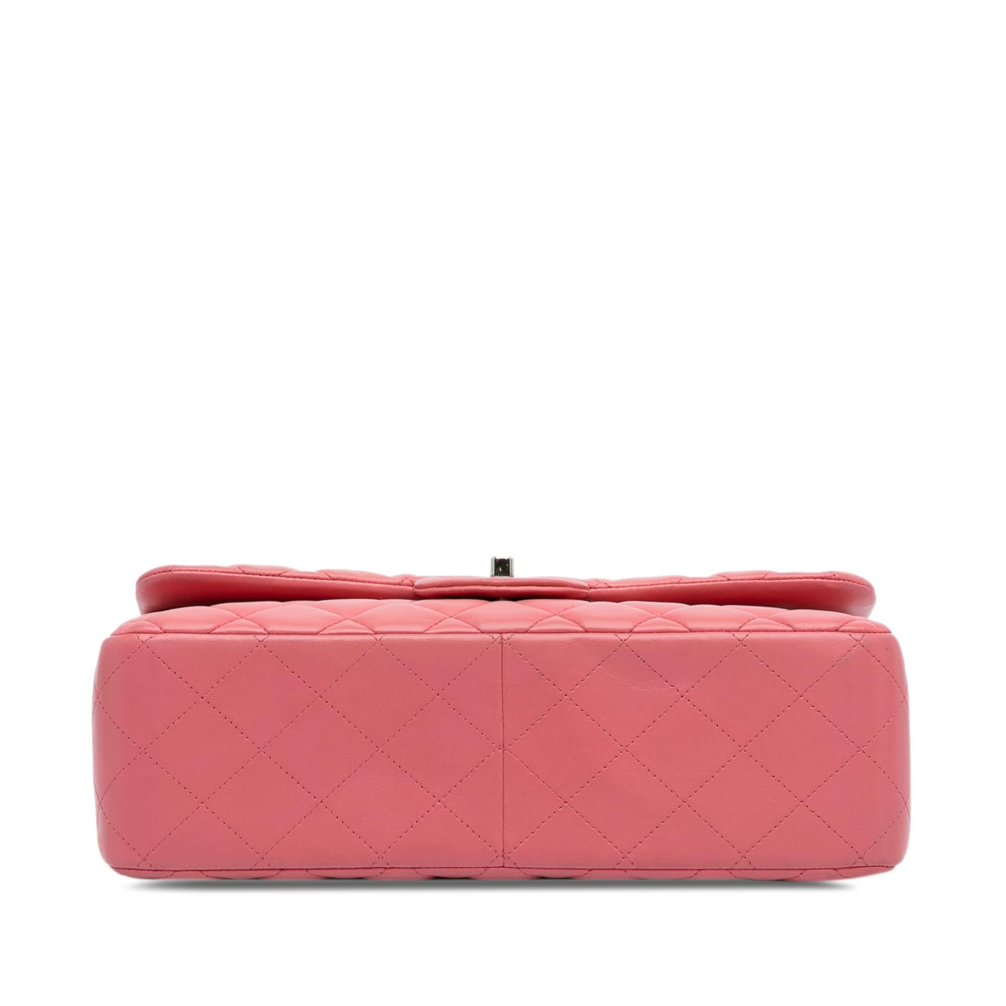 Chanel Jumbo Classic Lambskin Double Flap (SHG-xG6IfV)