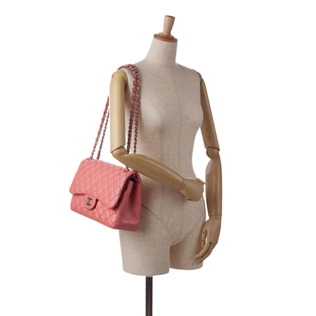 Chanel Jumbo Classic Lambskin Double Flap (SHG-xG6IfV)