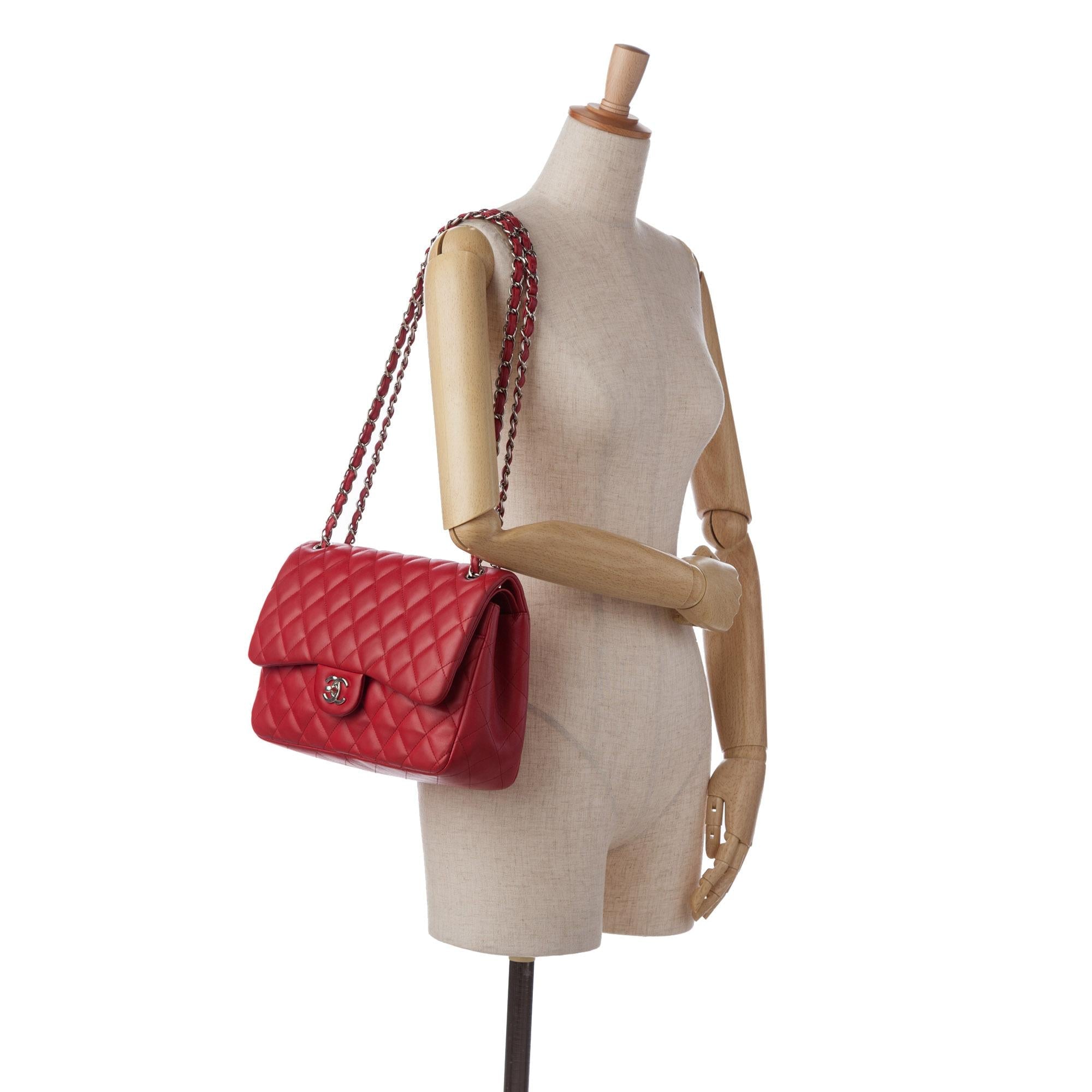 Chanel Jumbo Classic Lambskin Double Flap (SHG-EMzWHY)