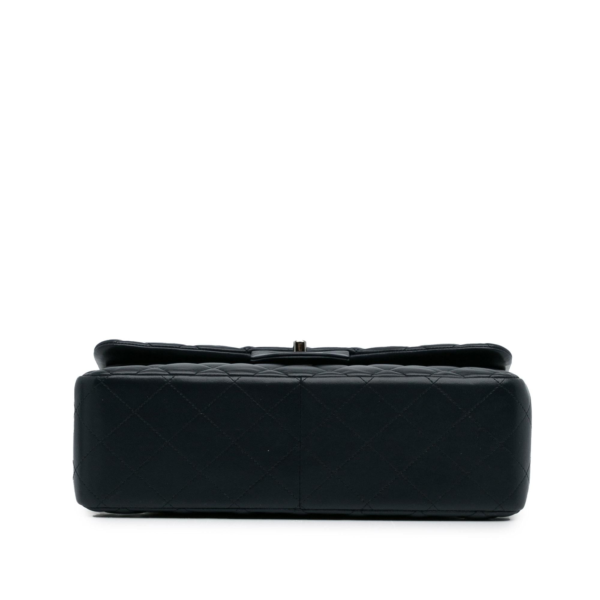 Chanel Jumbo Classic Lambskin Double Flap (SHG-BuJDKE)