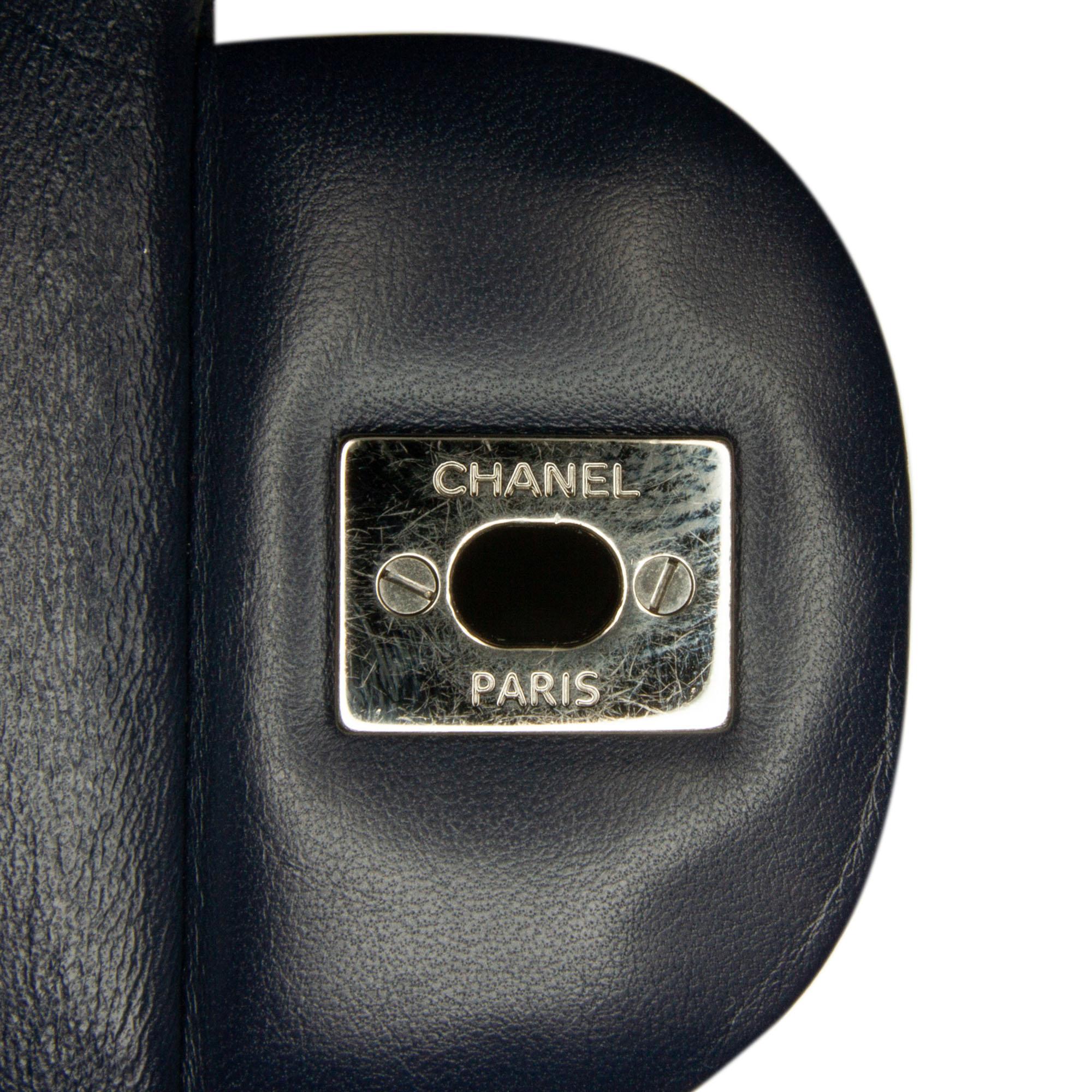 Chanel Jumbo Classic Lambskin Double Flap (SHG-6ybnBt)