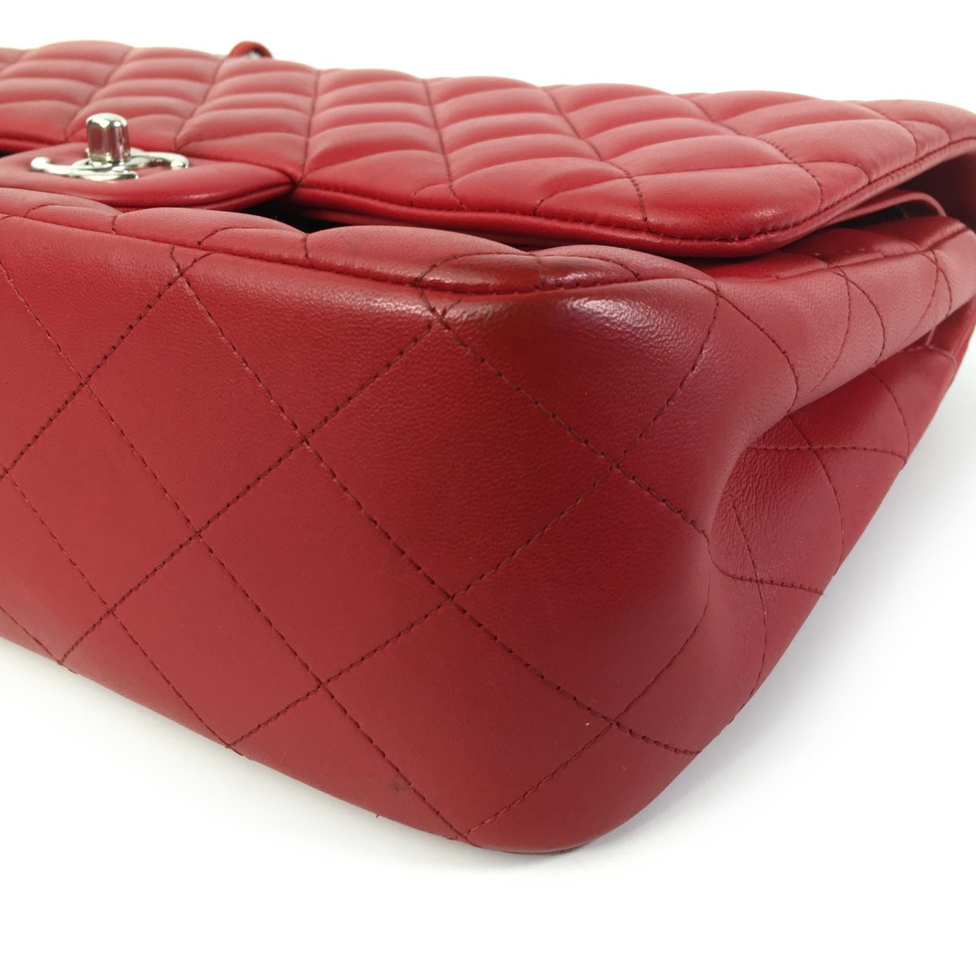 Chanel Jumbo Classic Lambskin Double Flap (SHG-430UAz)
