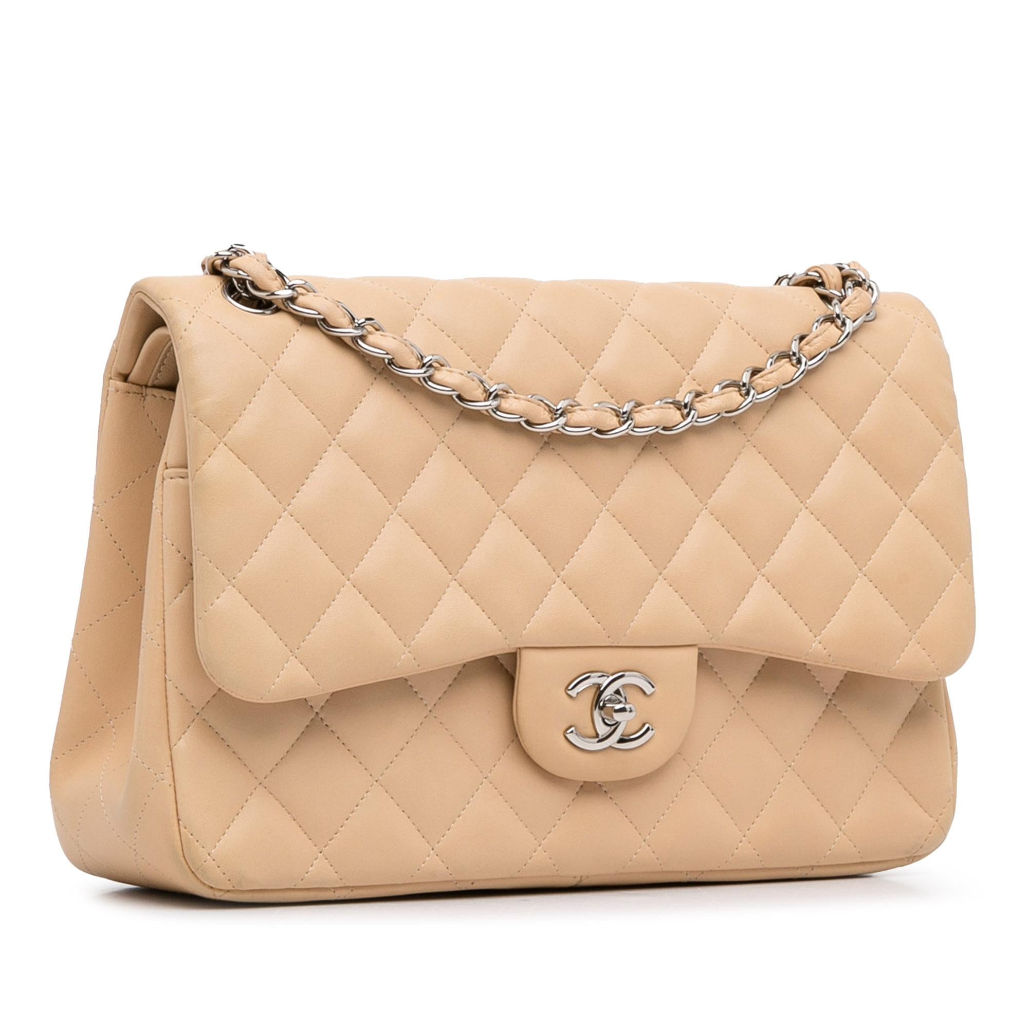 Chanel Jumbo Classic Lambskin Double Flap (SHG-0s6J1b)