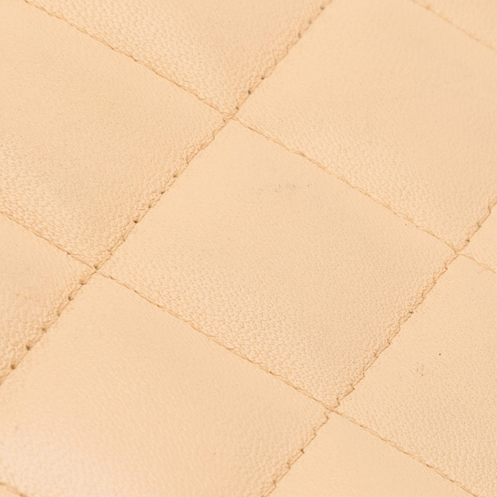 Chanel Jumbo Classic Lambskin Double Flap (SHG-NG9ZlD)