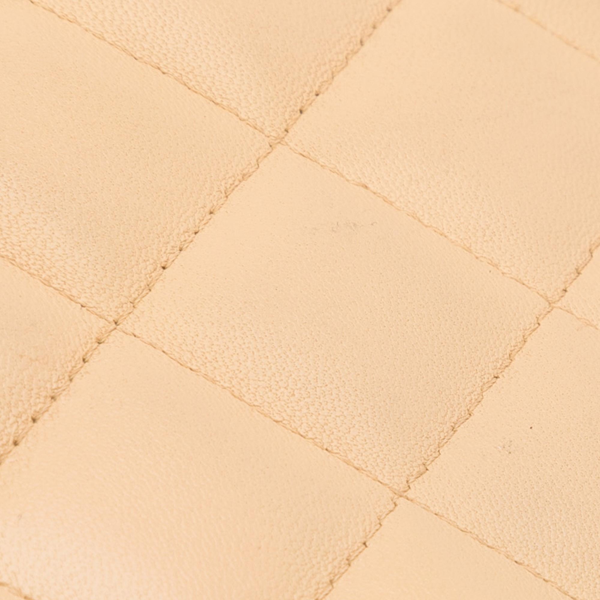 Chanel Jumbo Classic Lambskin Double Flap (SHG-NG9ZlD)