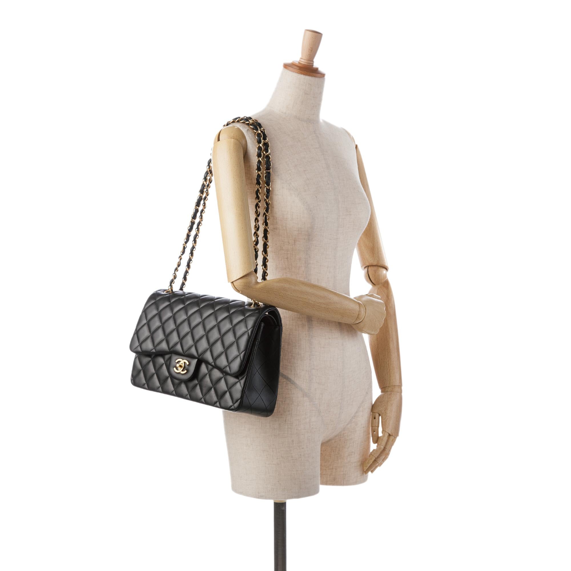 Chanel Jumbo Classic Lambskin Double Flap (SHG-9p8KiG)