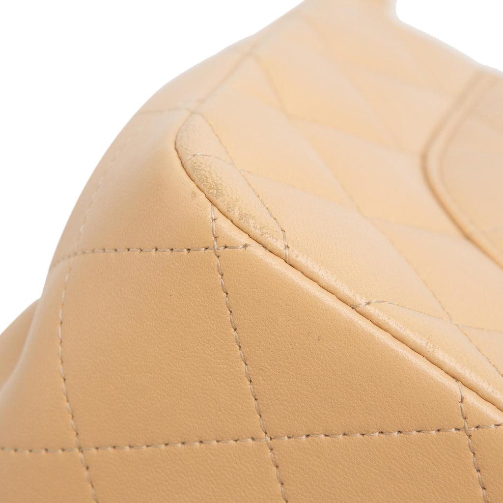Chanel Jumbo Classic Lambskin Double Flap (SHG-evy6Et)