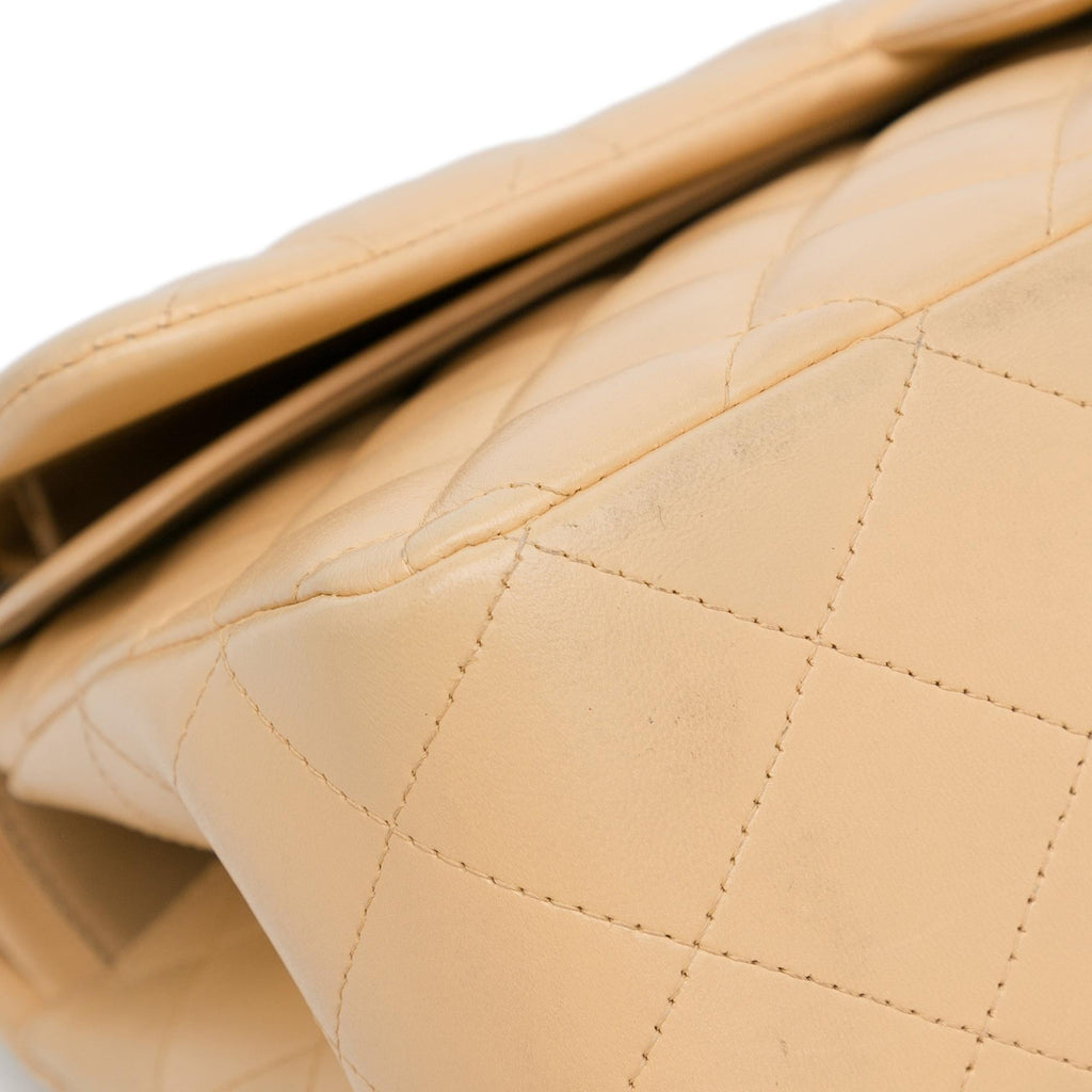 Chanel Jumbo Classic Lambskin Double Flap (SHG-Mqc20h)
