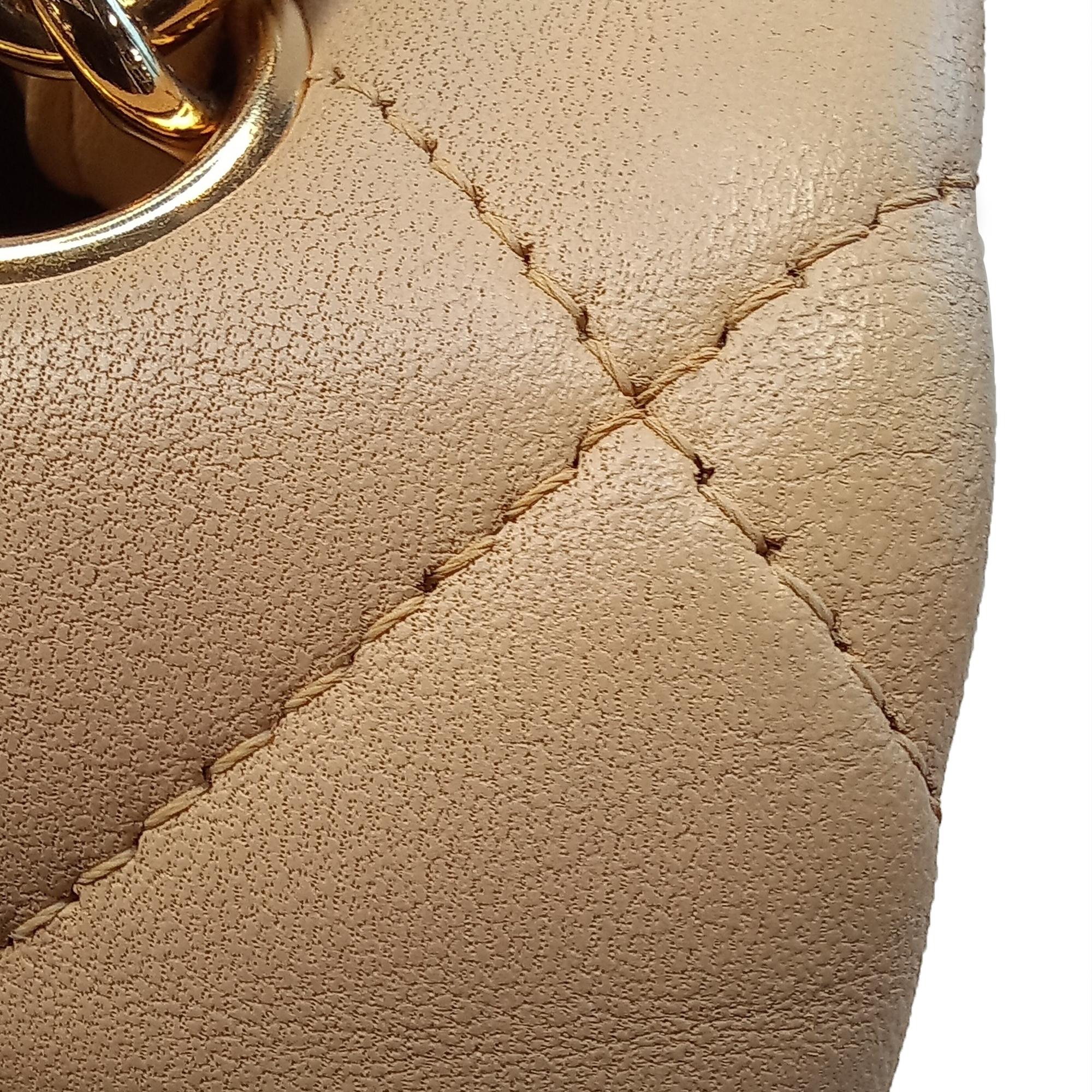 Chanel Jumbo Classic Lambskin Double Flap (SHG-w2q3Kp)