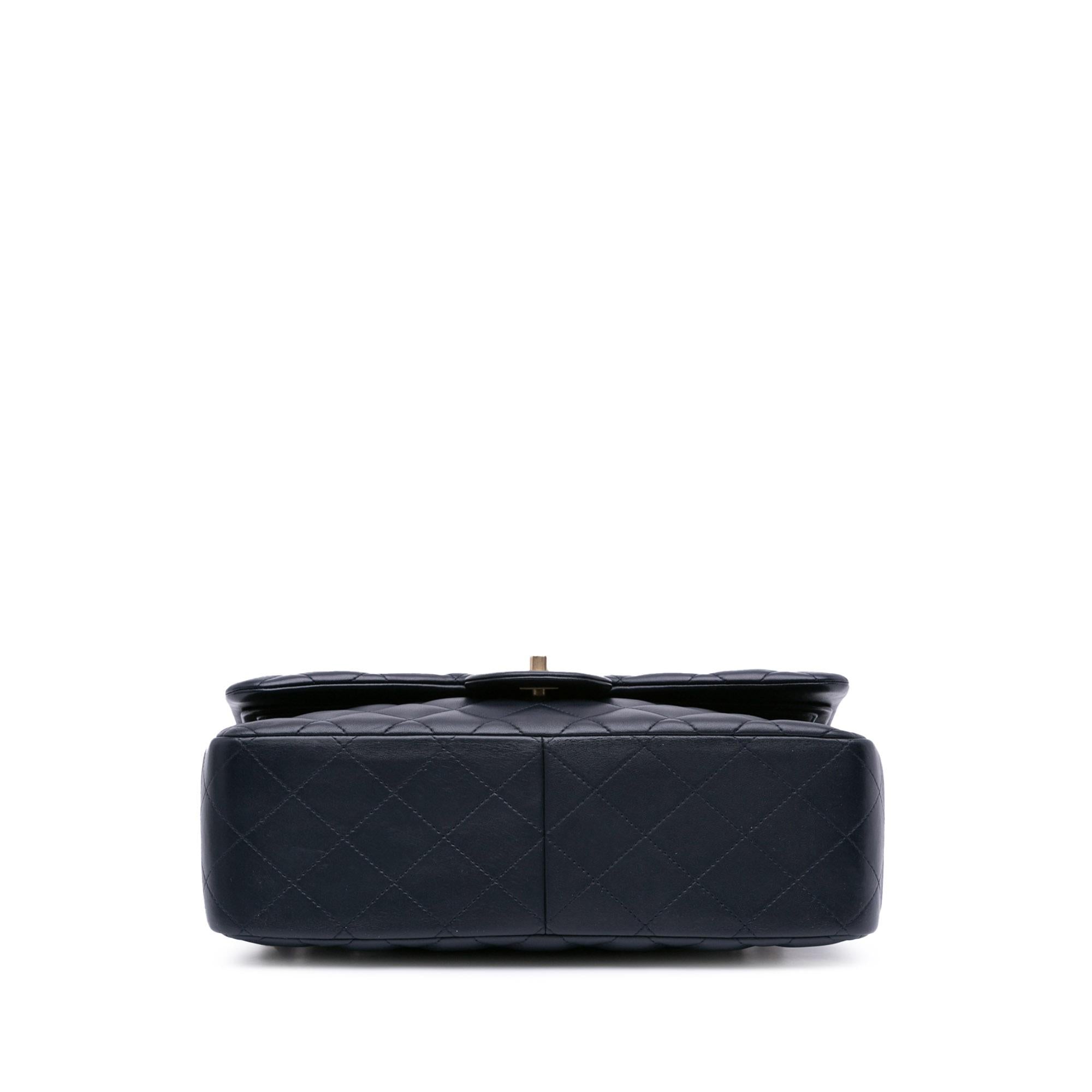Chanel Jumbo Classic Lambskin Double Flap (SHG-byKwiG)