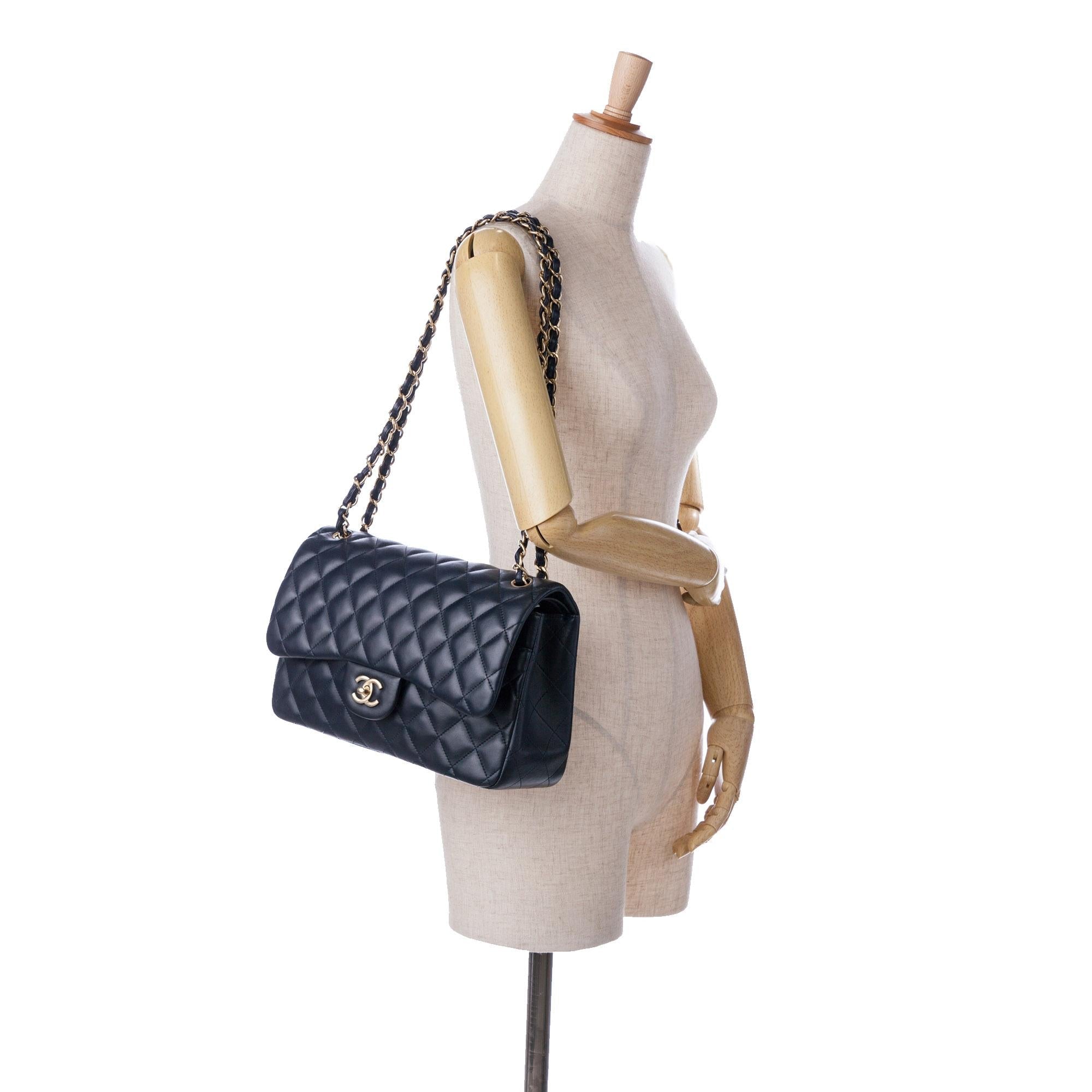 Chanel Jumbo Classic Lambskin Double Flap (SHG-byKwiG)