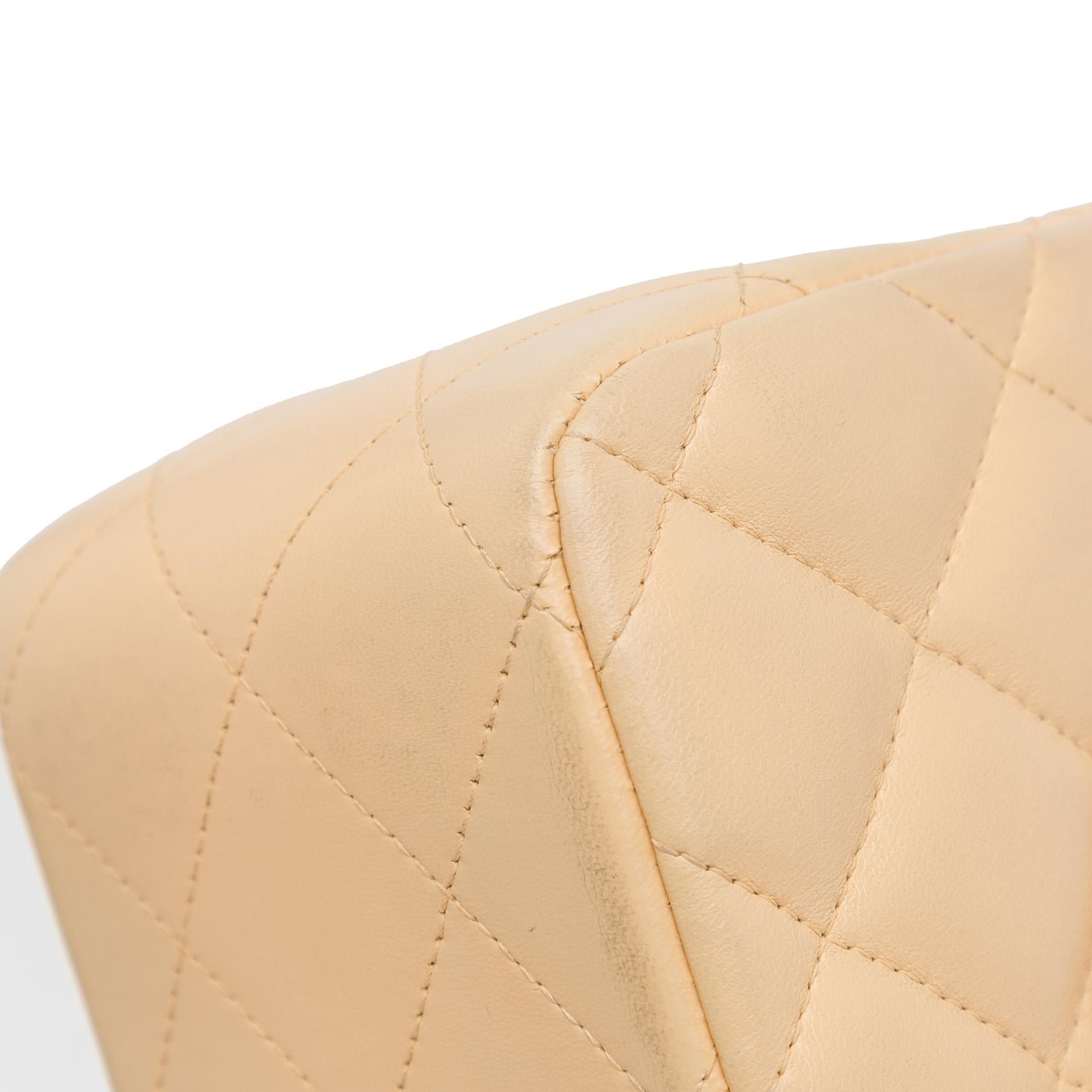 Chanel Jumbo Classic Lambskin Double Flap (SHG-DmoPIa)