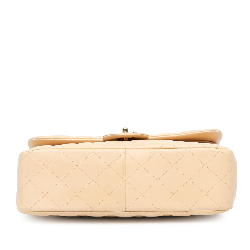 Chanel Jumbo Classic Lambskin Double Flap (SHG-jsrSIe)