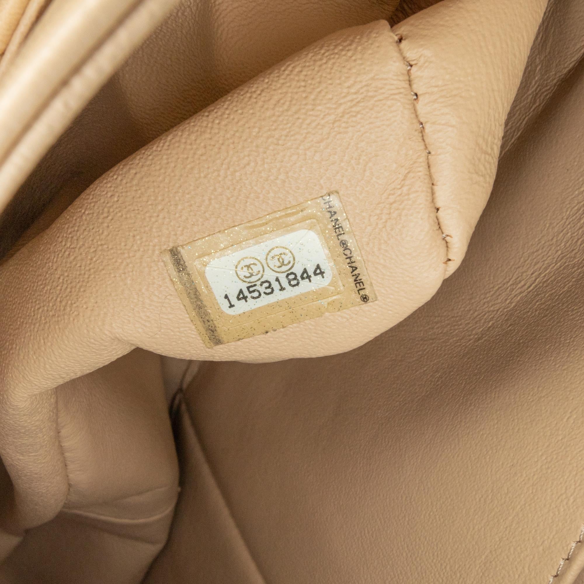 Chanel Jumbo Classic Lambskin Double Flap (SHG-jsrSIe)