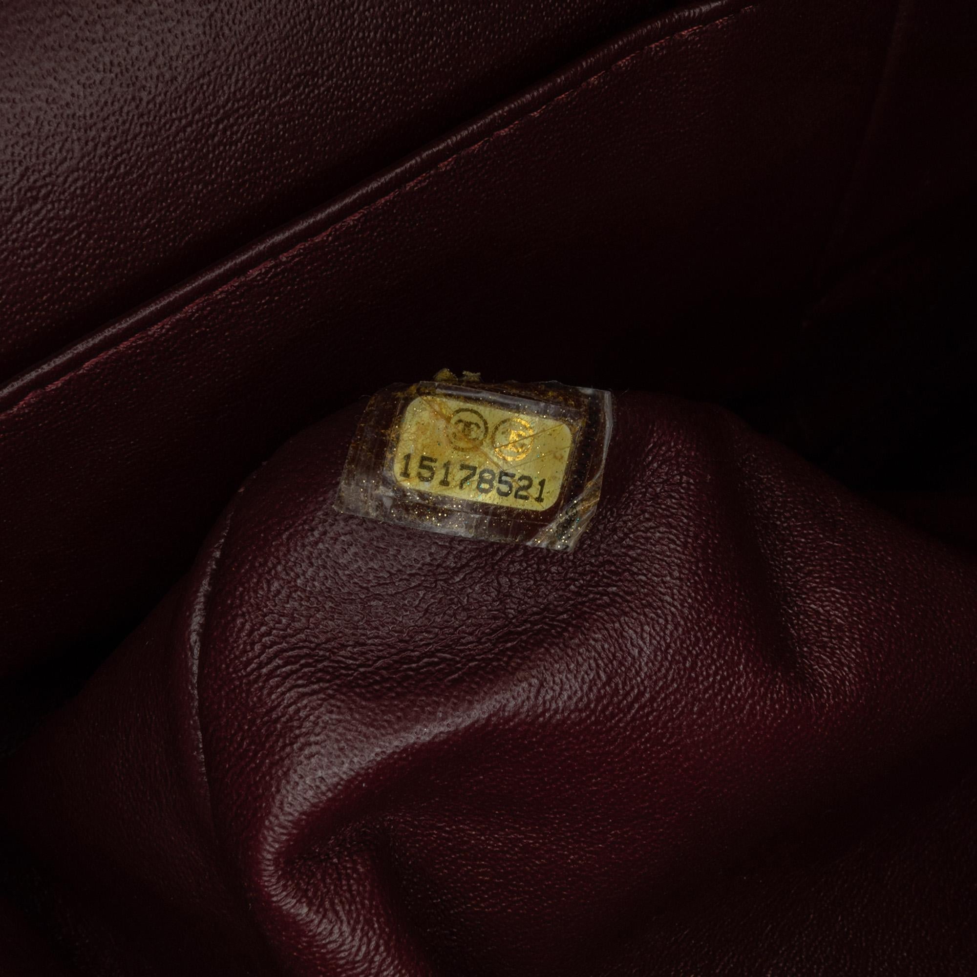 Chanel Jumbo Classic Lambskin Double Flap (SHG-mRKw0w)
