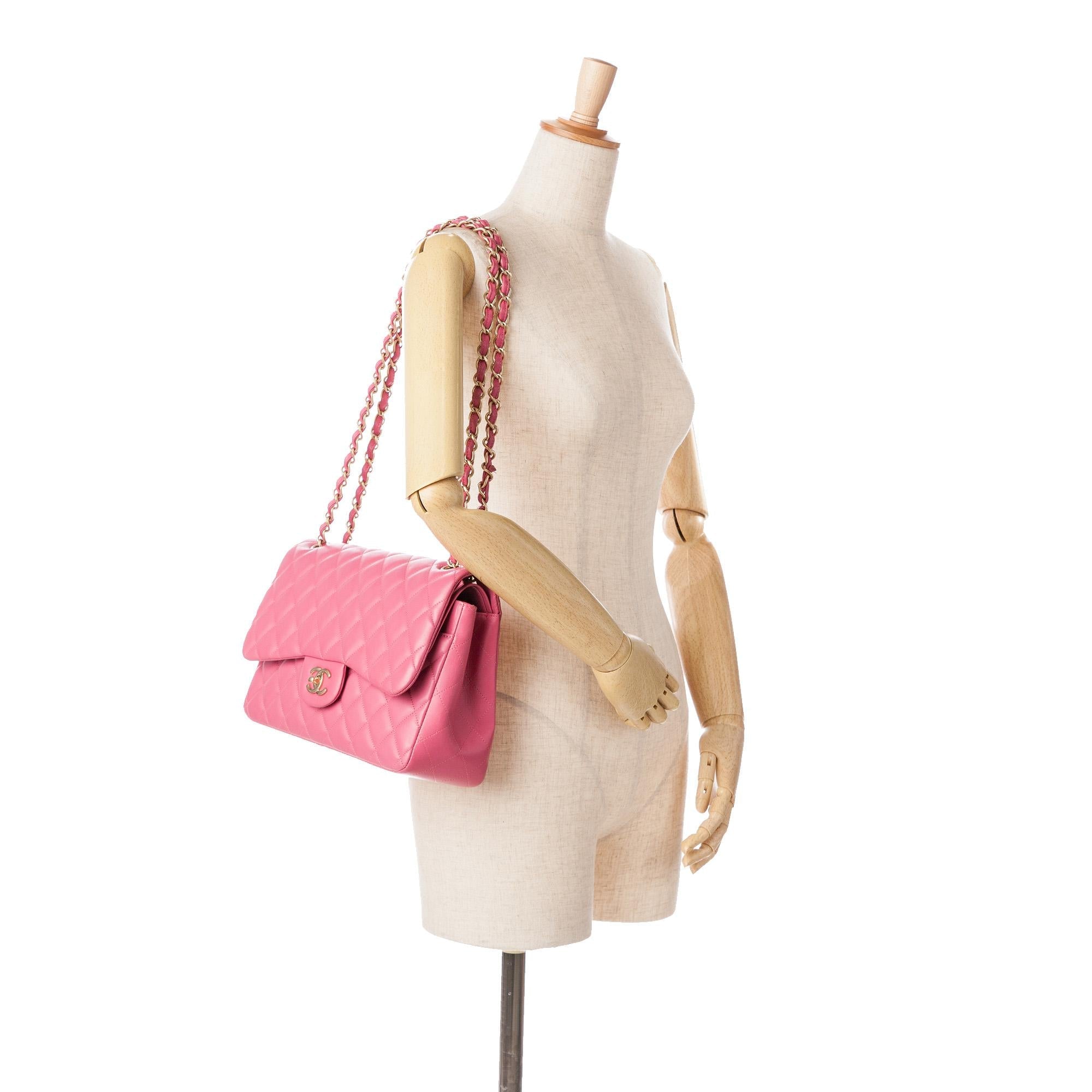 Chanel Jumbo Classic Lambskin Double Flap (SHG-u6IBkC)