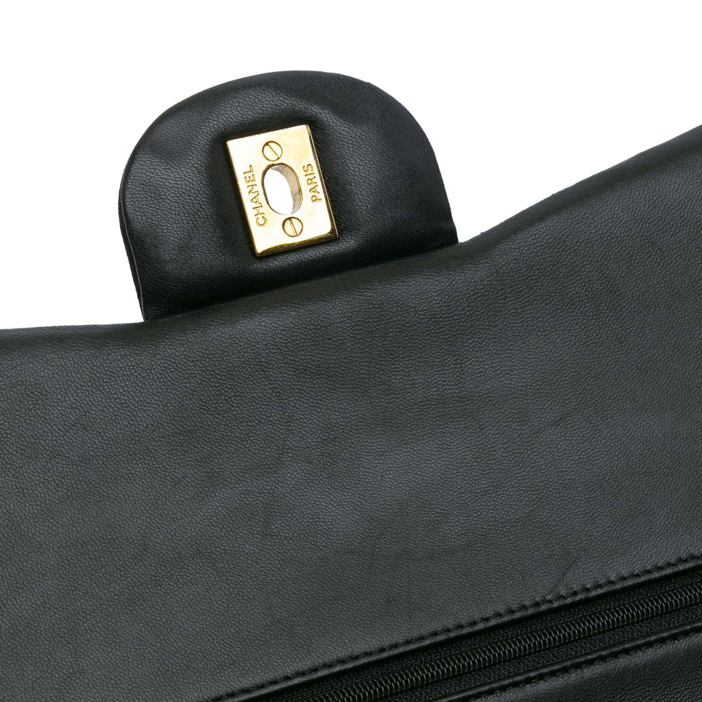 Chanel Jumbo Classic Lambskin Double Flap (SHG-wI9FfE)