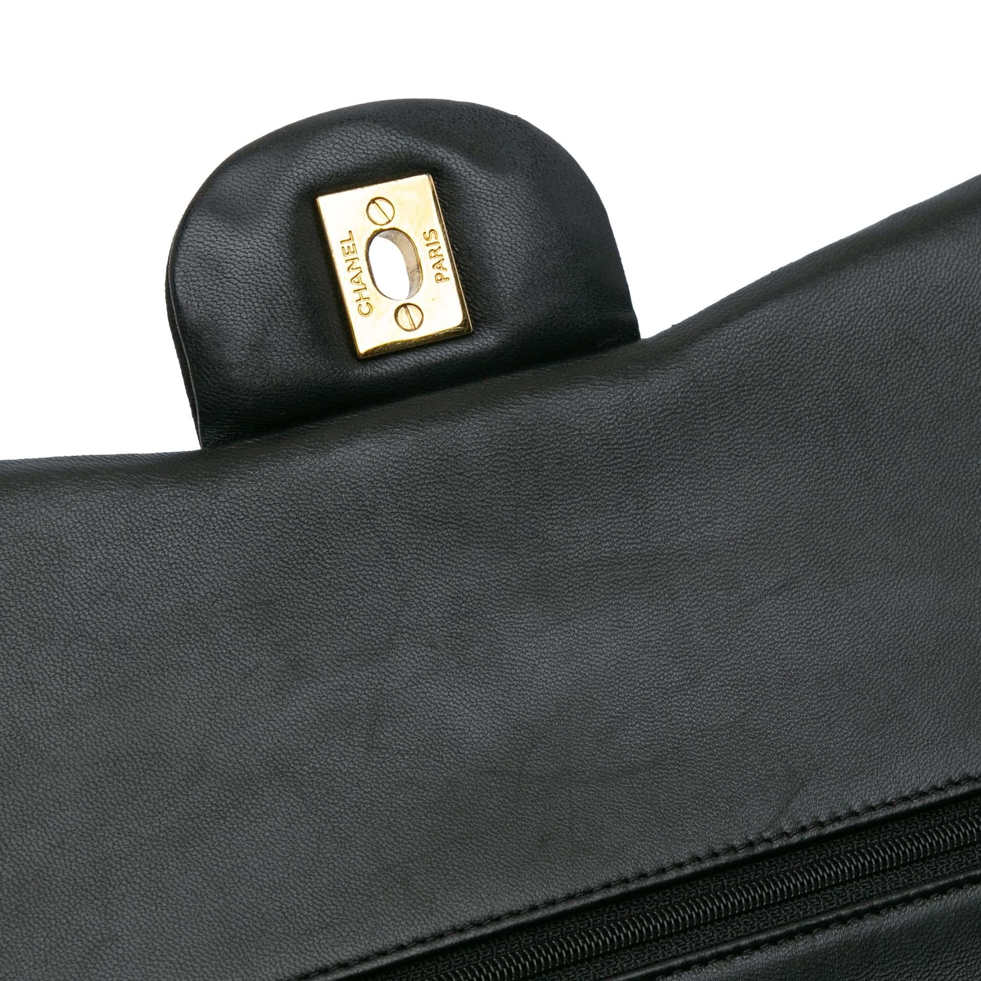 Chanel Jumbo Classic Lambskin Double Flap (SHG-wI9FfE)