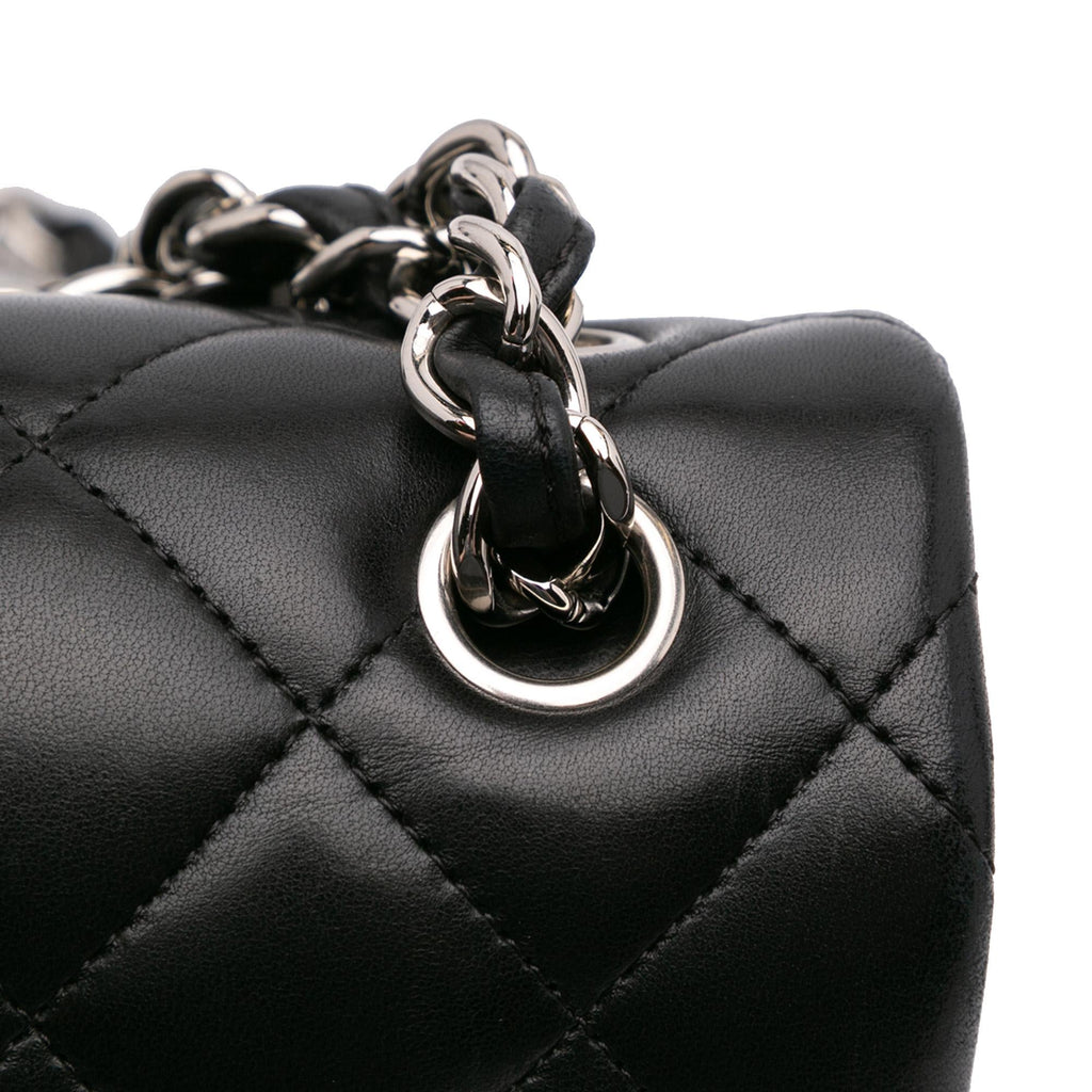 Chanel Jumbo Classic Lambskin Double Flap
