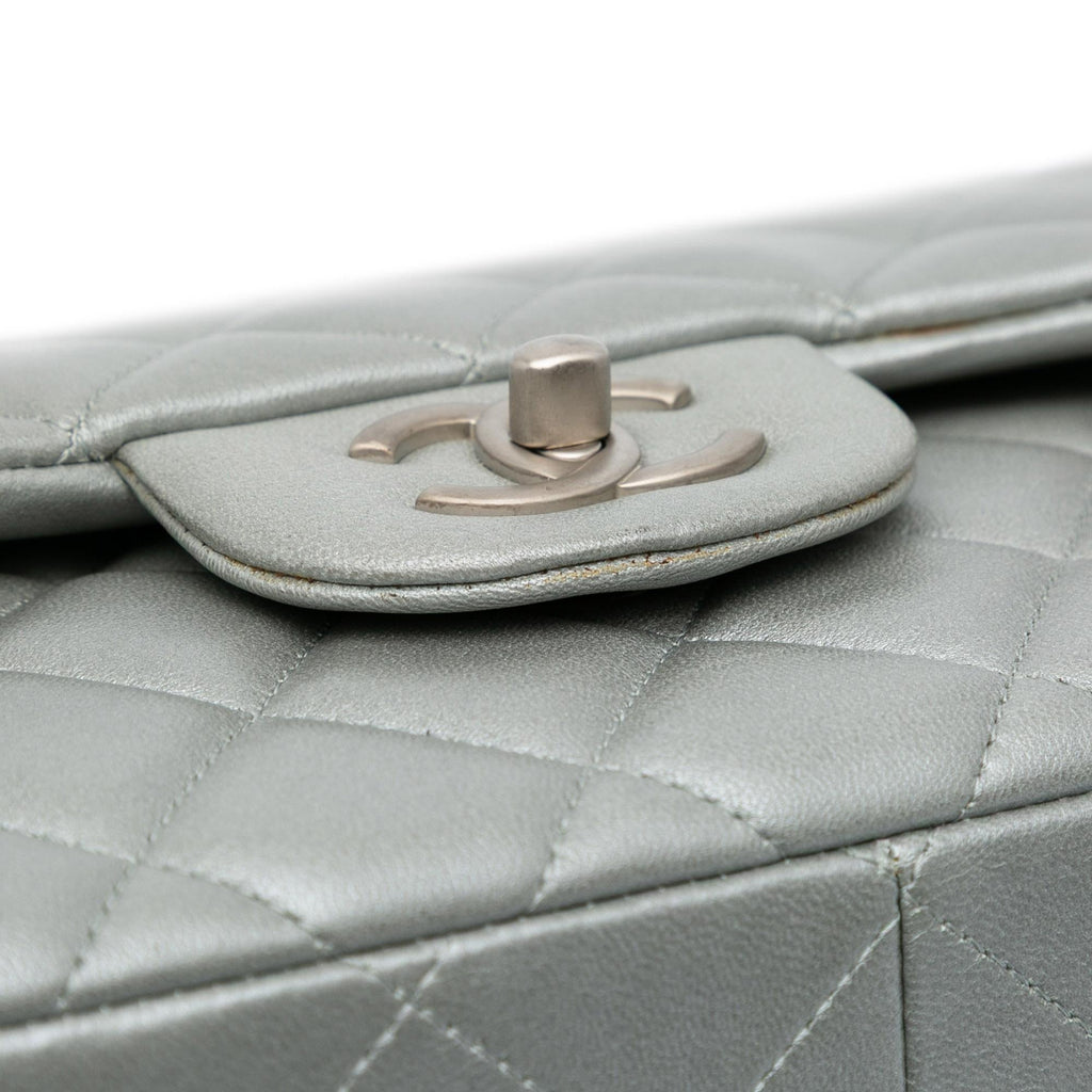 Chanel Jumbo Classic Lambskin Double Flap